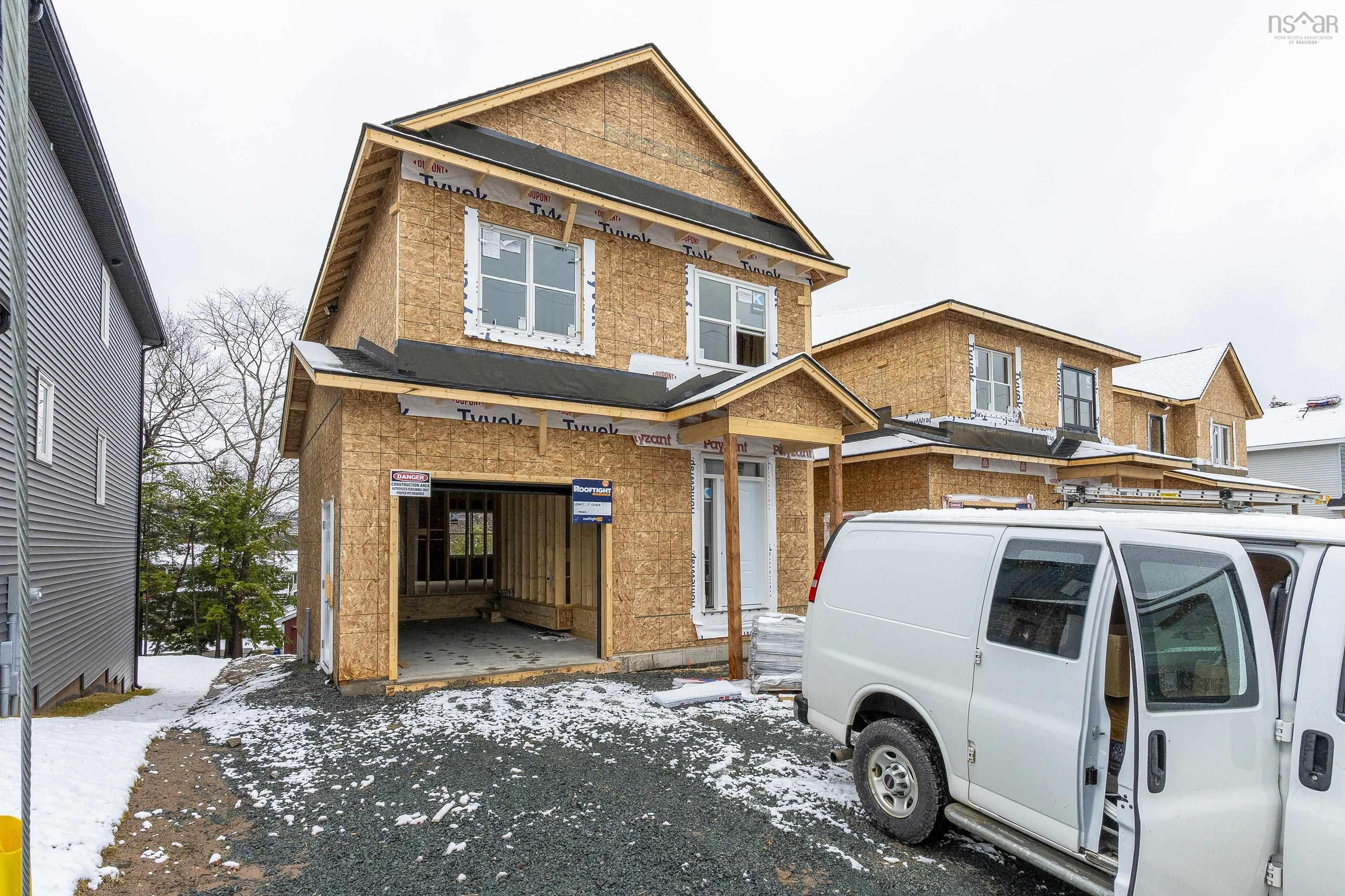 $774,900.00: 37 Pearlgarden Close, Dartmouth