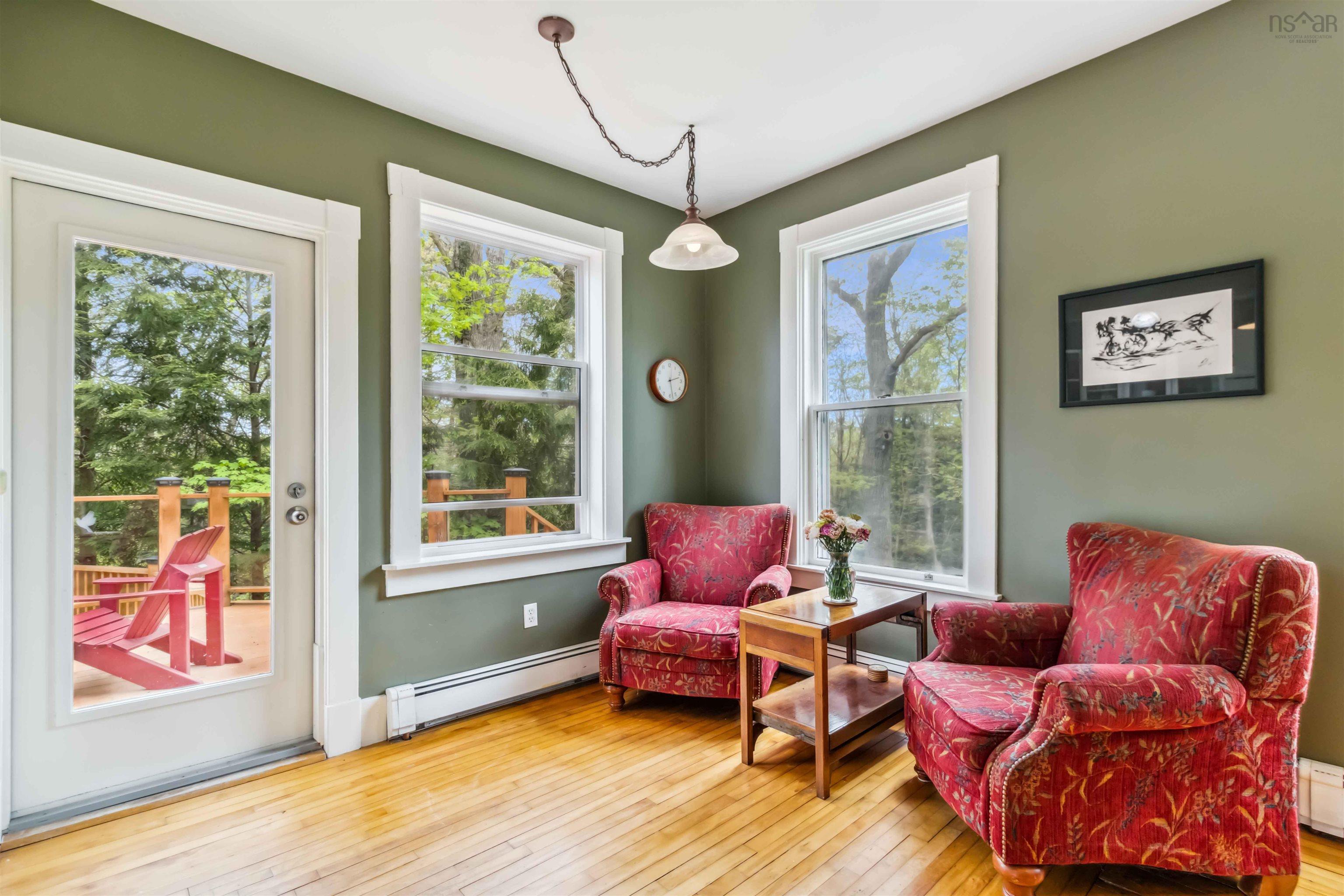$564,900.00: 836 LAHAVE Street, Bridgewater