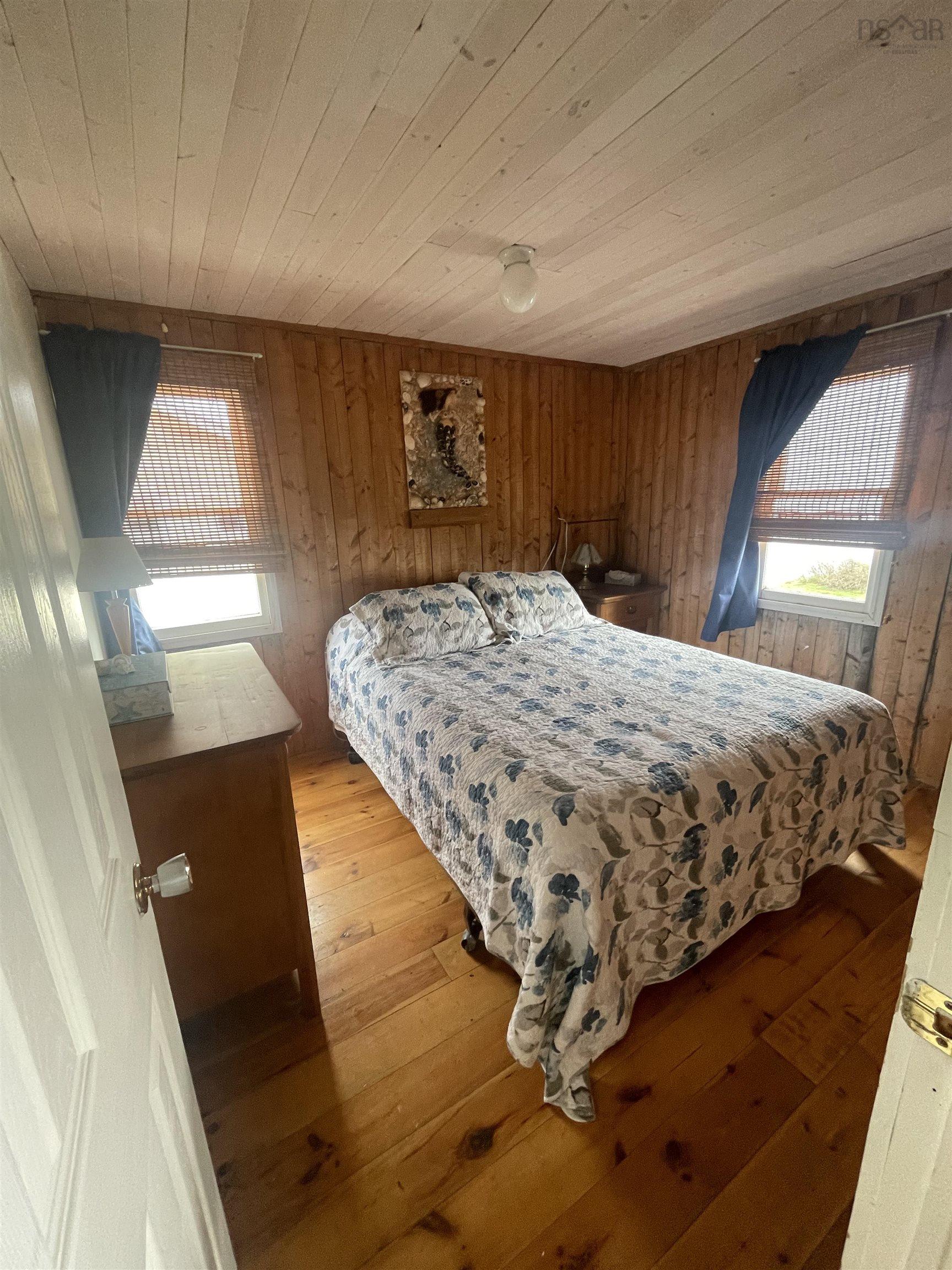 $525,000.00: 47 Cabin Road, North East Point