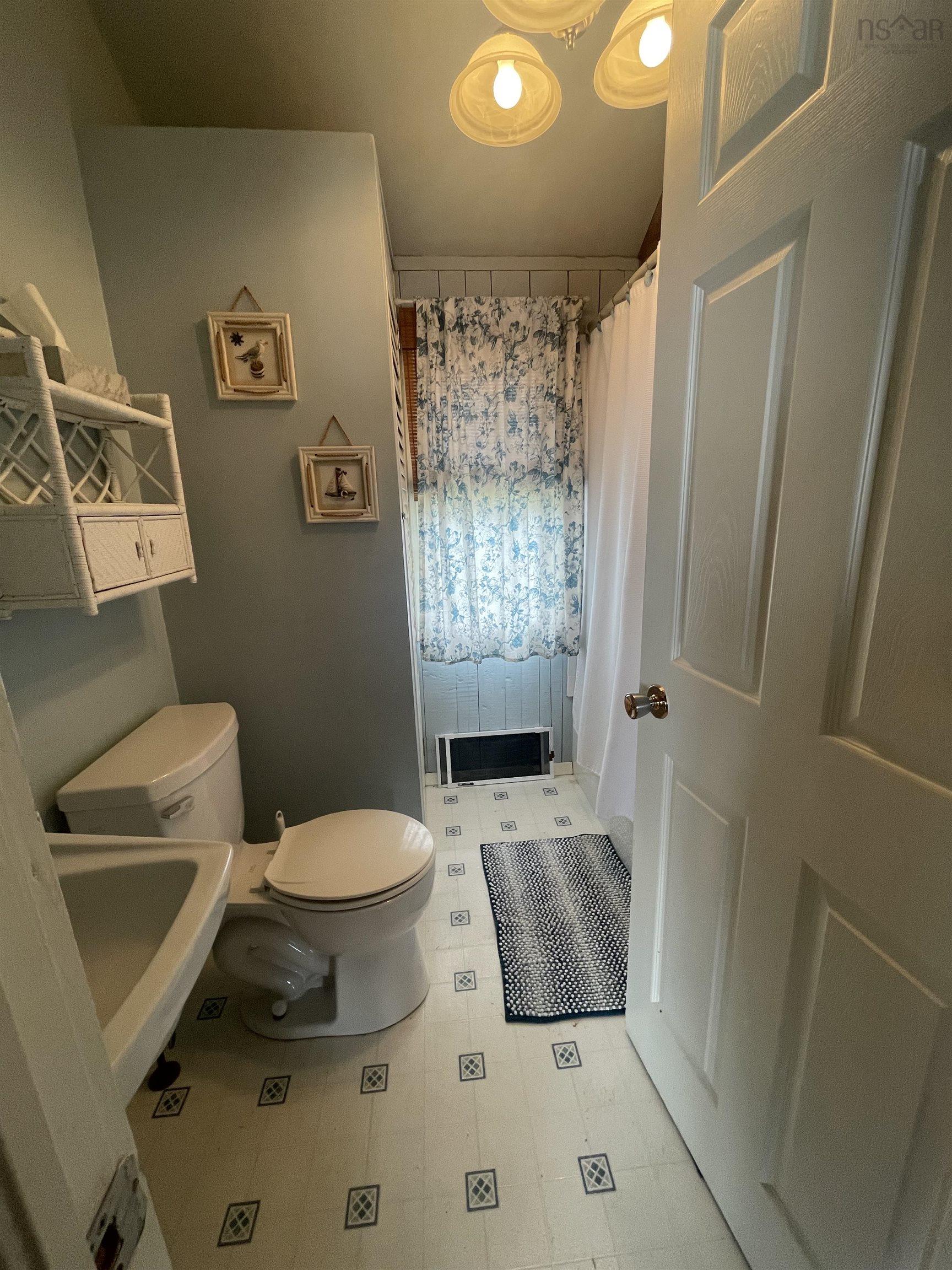 $525,000.00: 47 Cabin Road, North East Point