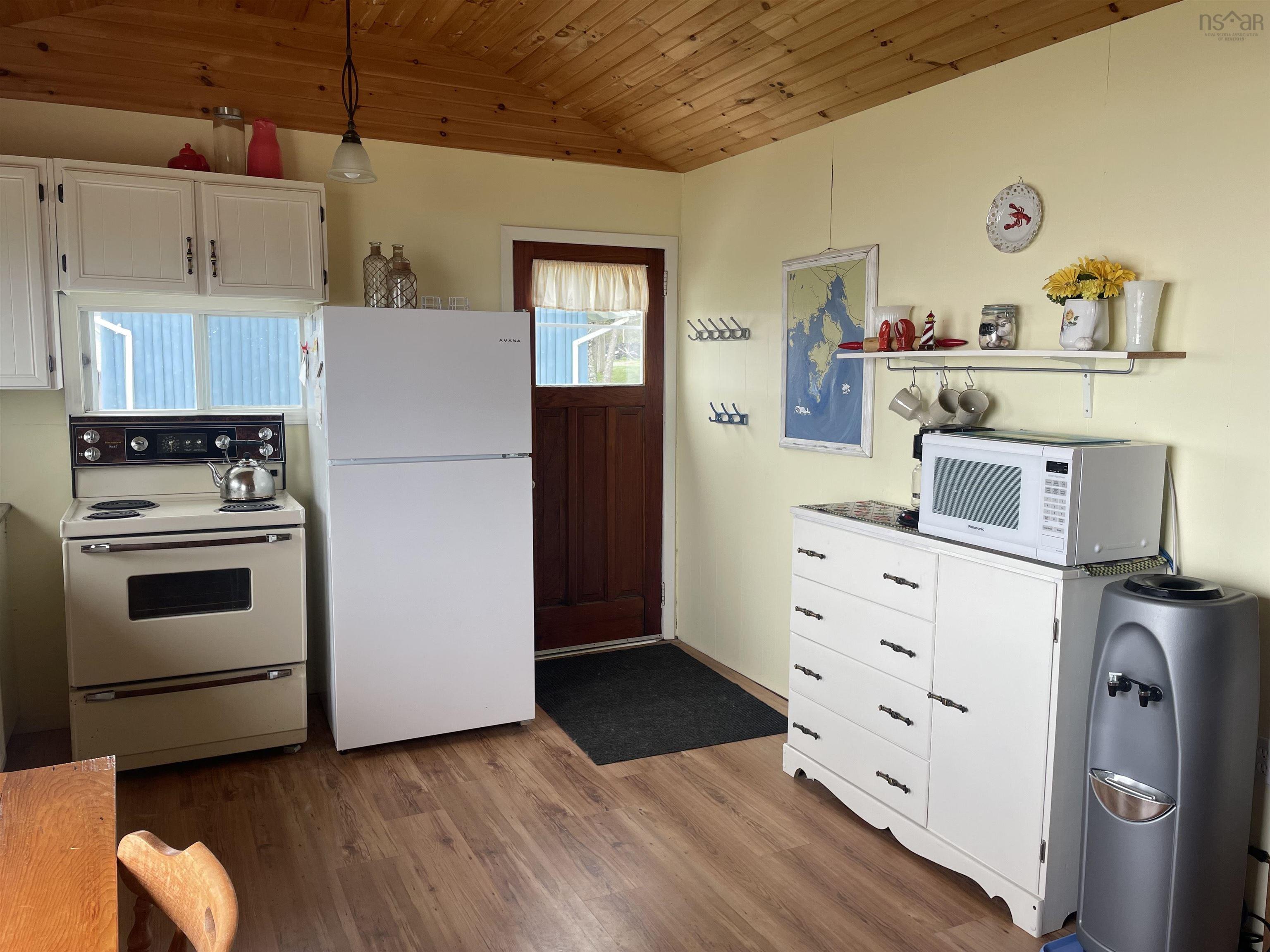 $525,000.00: 47 Cabin Road, North East Point
