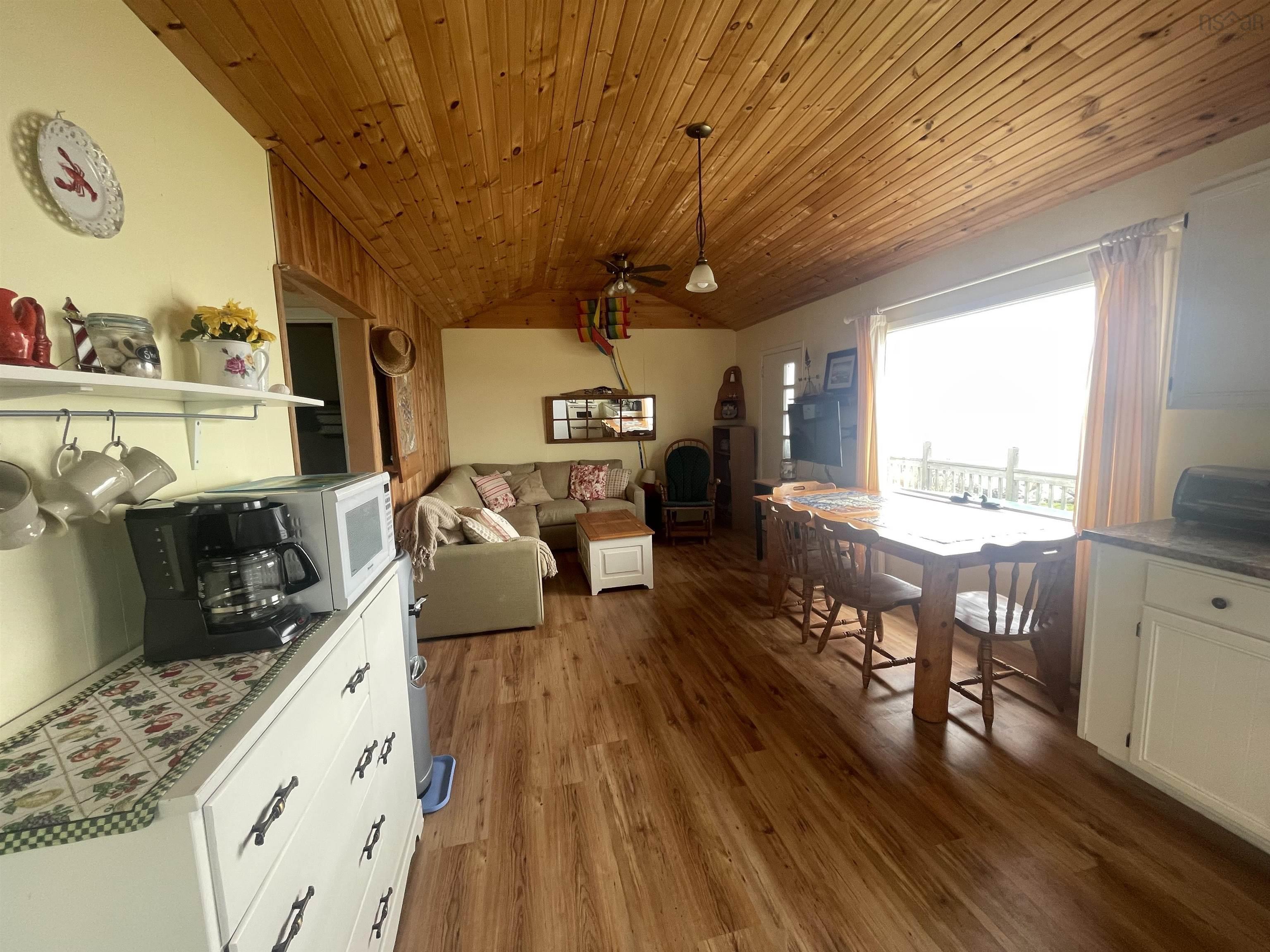 $525,000.00: 47 Cabin Road, North East Point