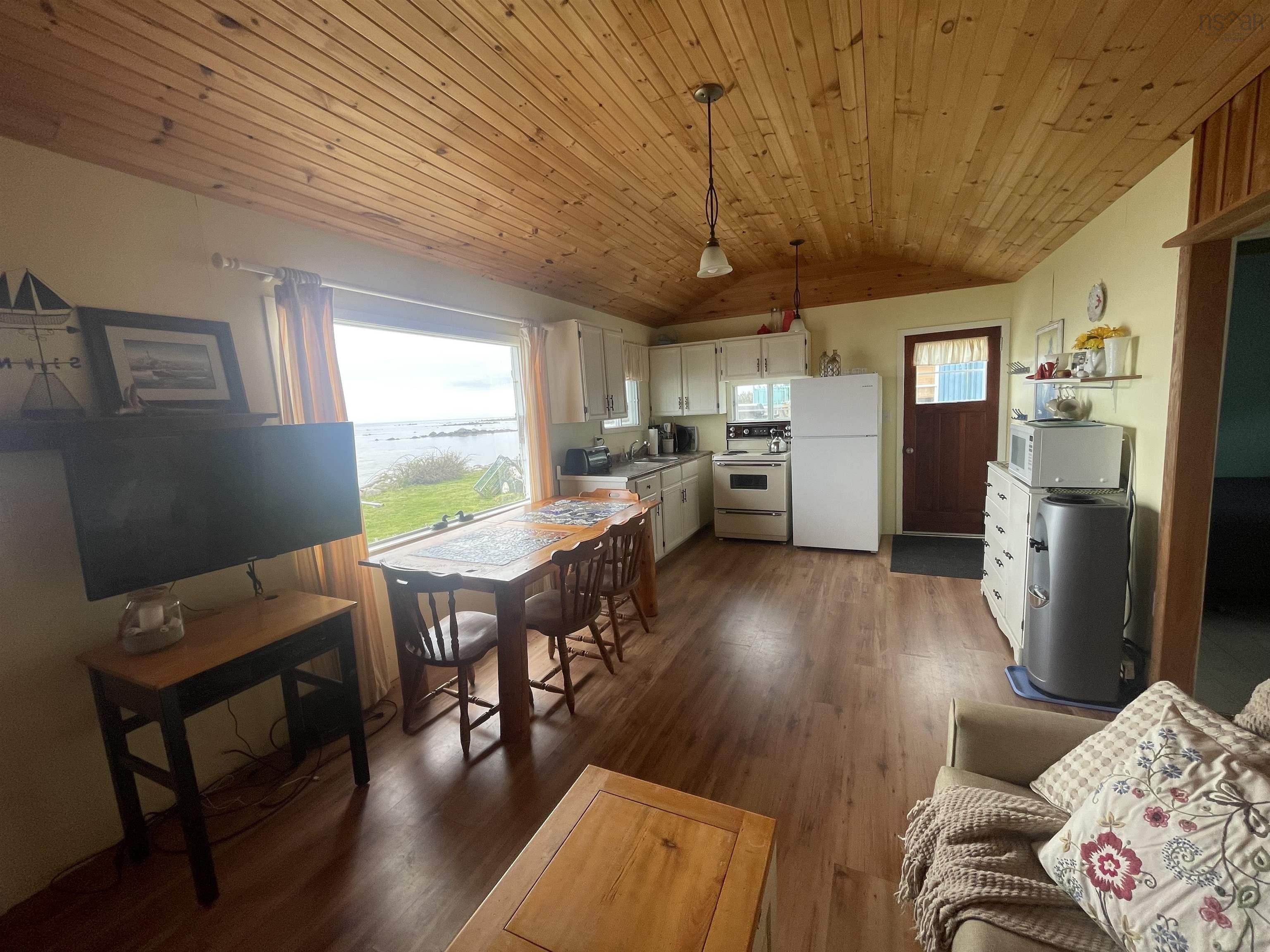 $525,000.00: 47 Cabin Road, North East Point