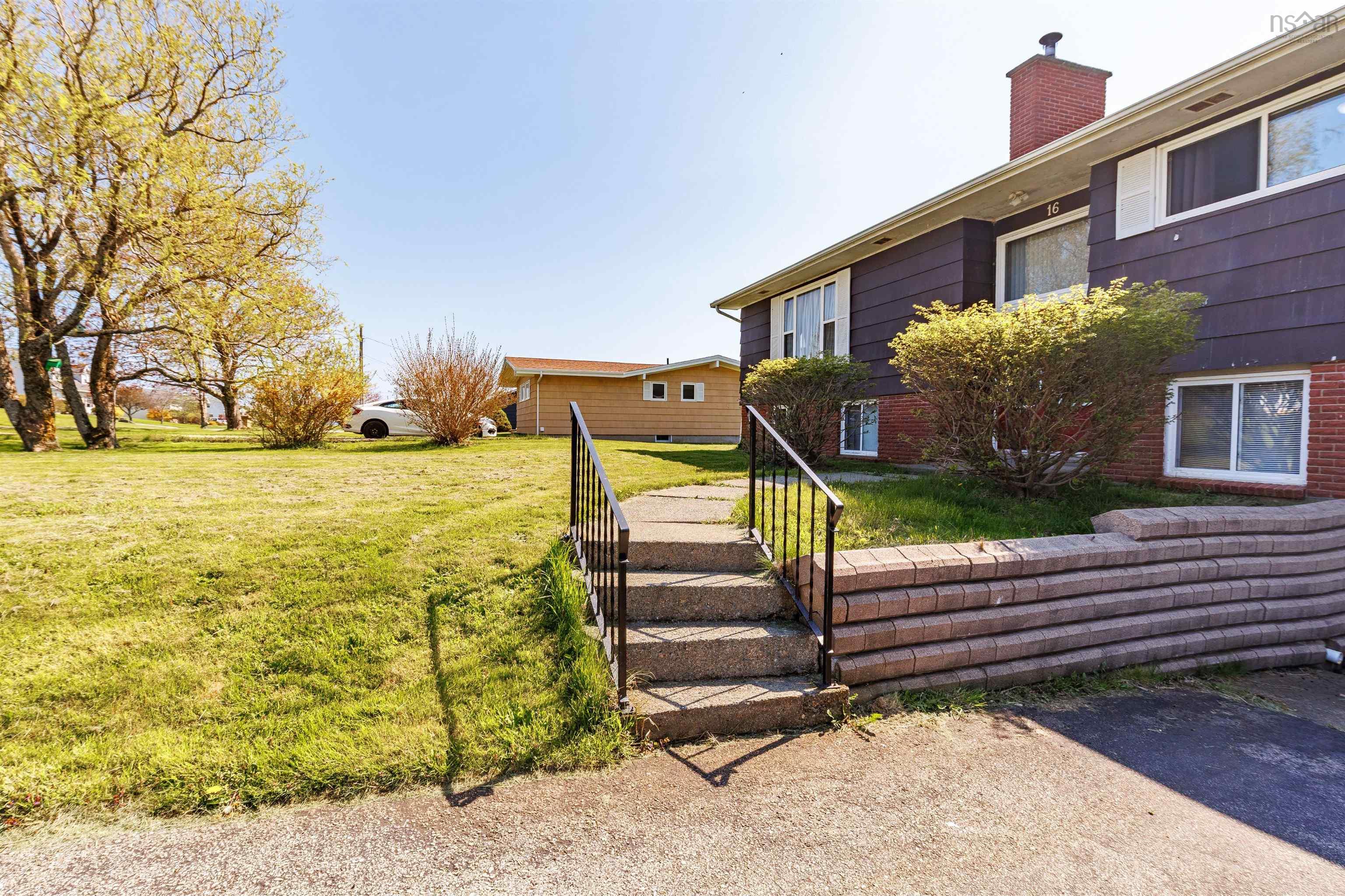 $405,000.00: 16 Goodwin Drive, Dayton
