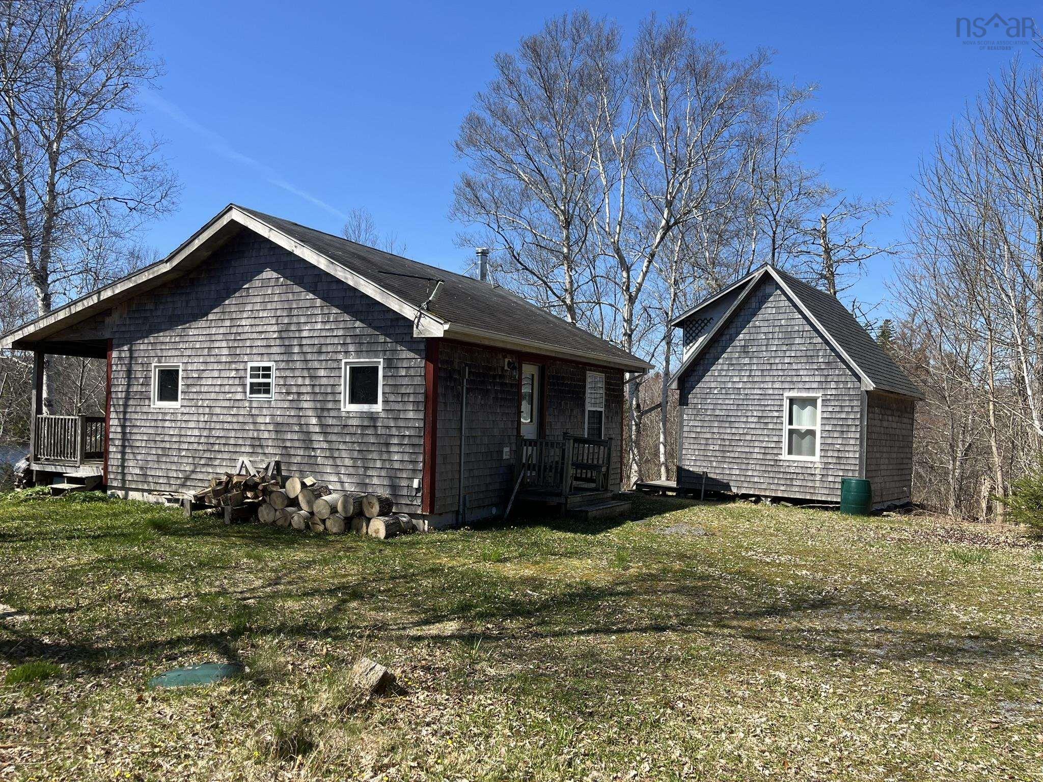 $199,000.00: 2376 West Bay Road, Dundee