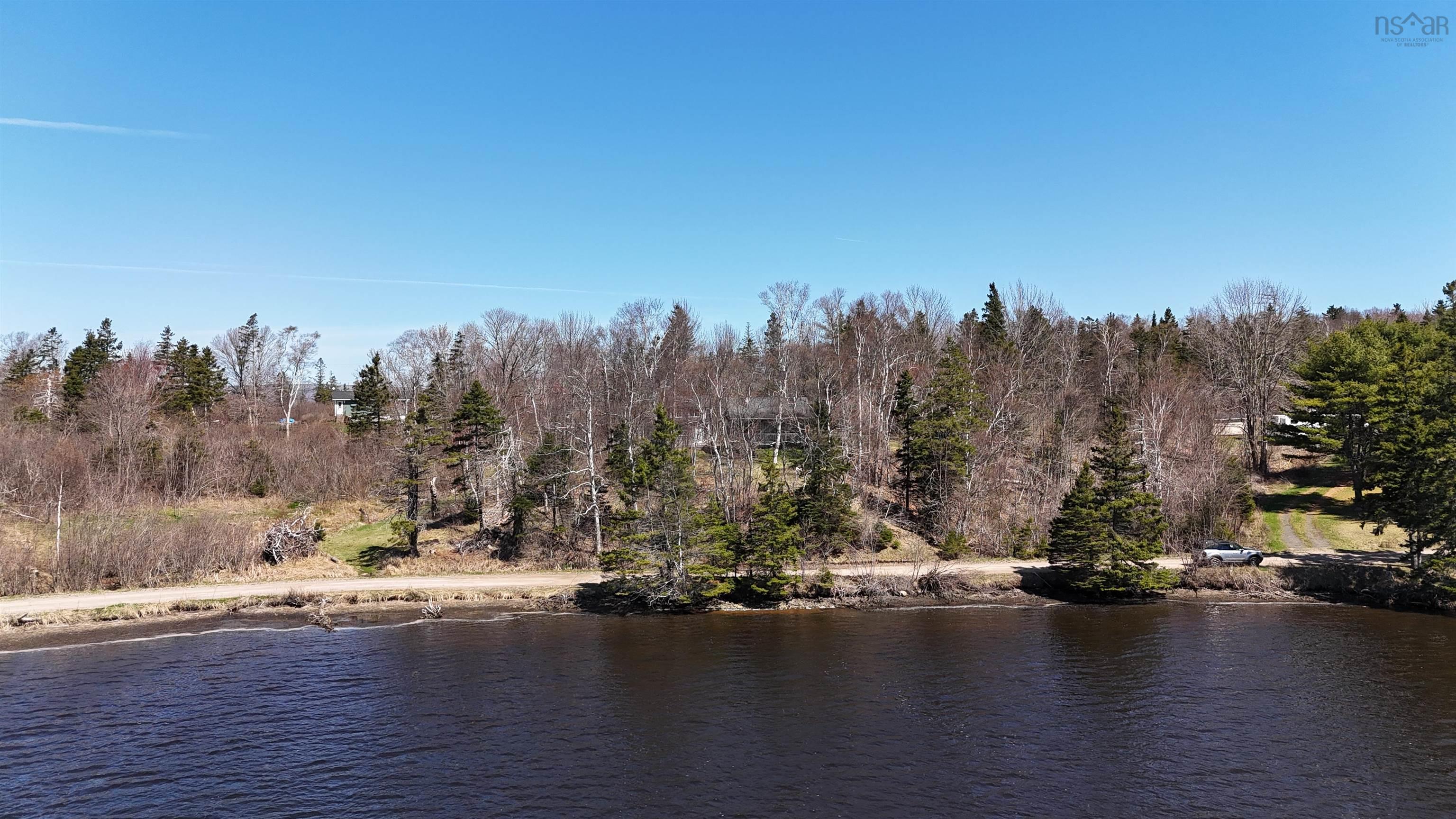 $199,000.00: 2376 West Bay Road, Dundee