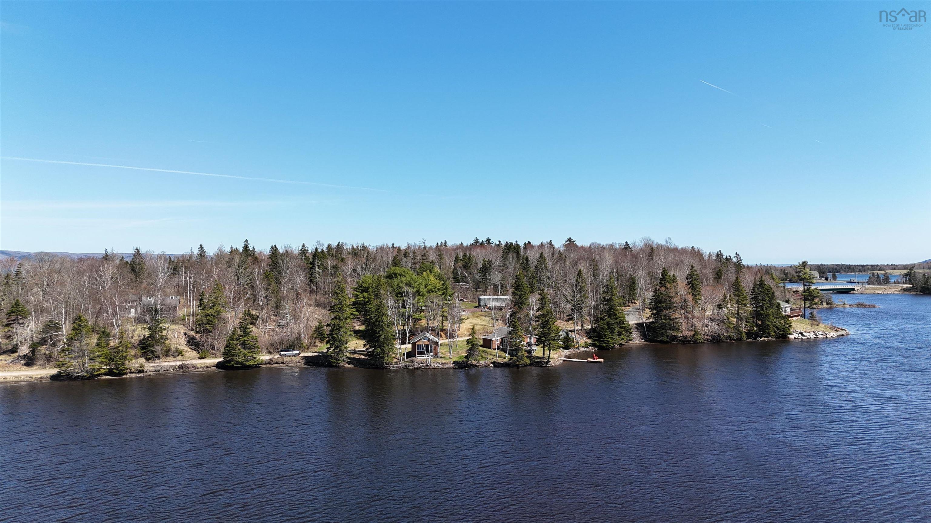 $199,000.00: 2376 West Bay Road, Dundee