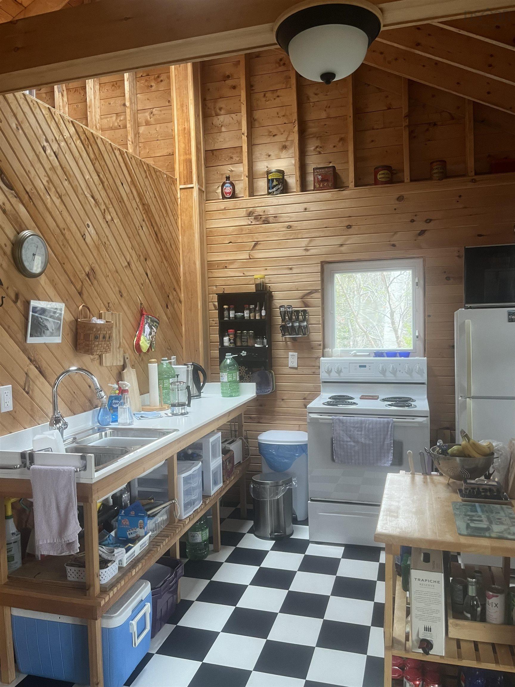 $199,000.00: 2376 West Bay Road, Dundee