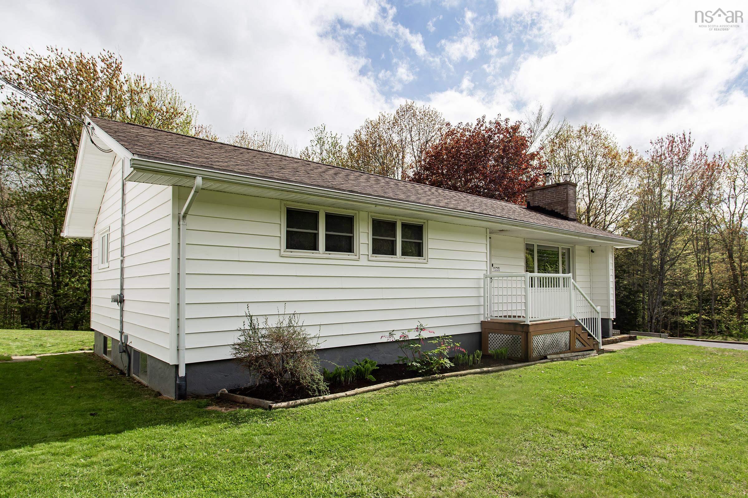$409,000.00: 1528 Highway 201, South Greenwood