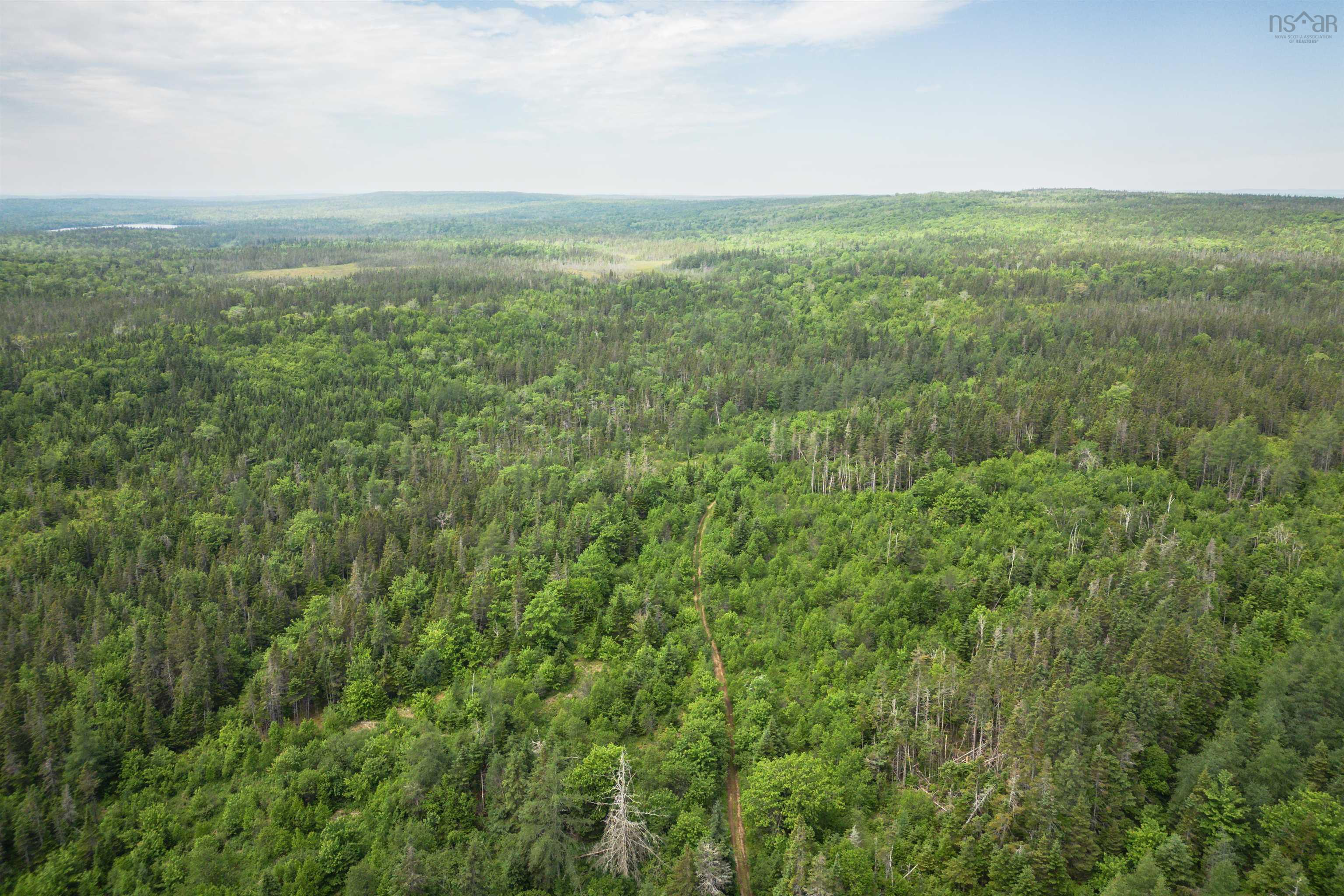 $89,000.00: 197 + / - Back Road, Thibeauville
