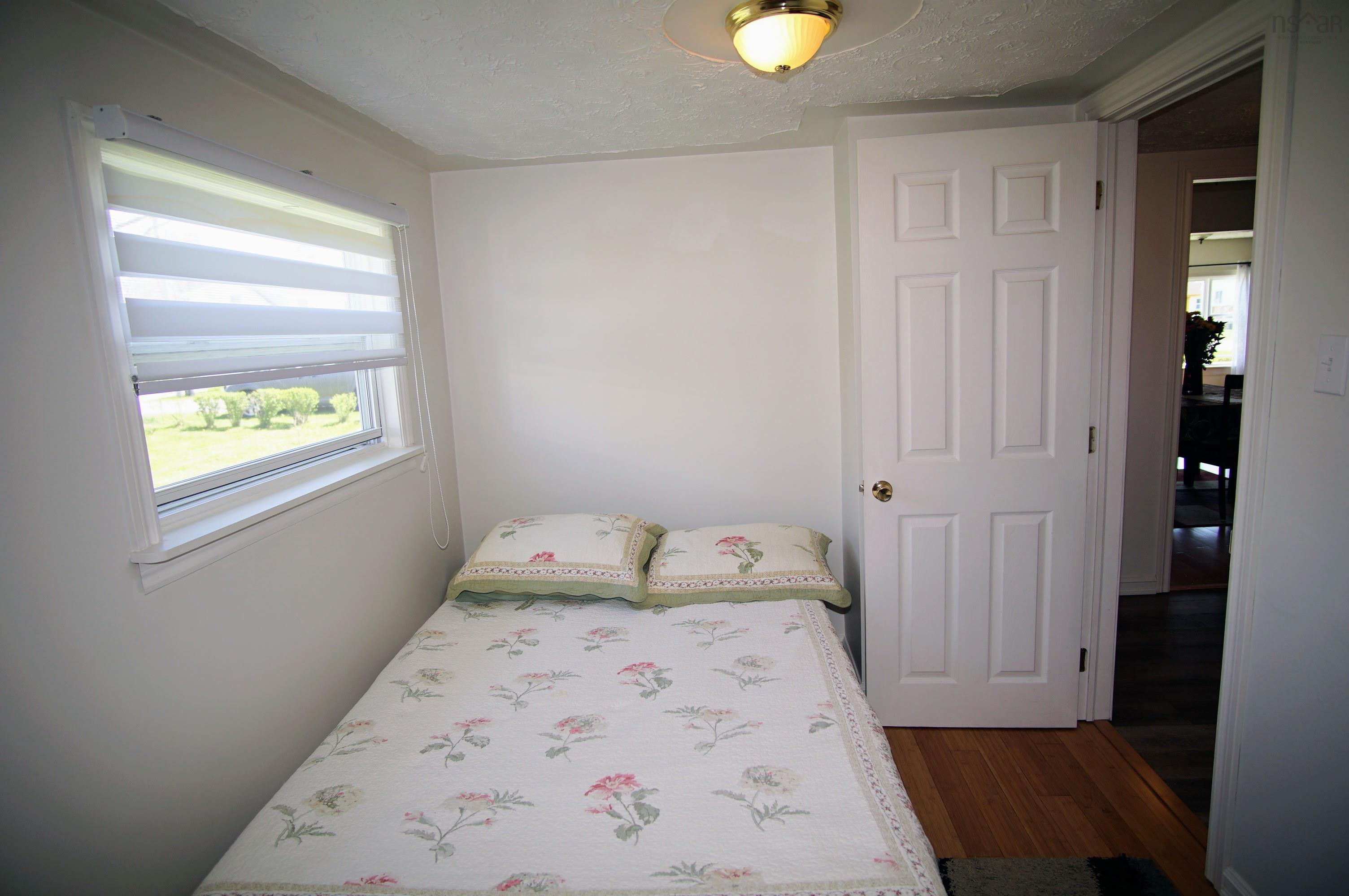 $309,000.00: 84 George Street, Shelburne