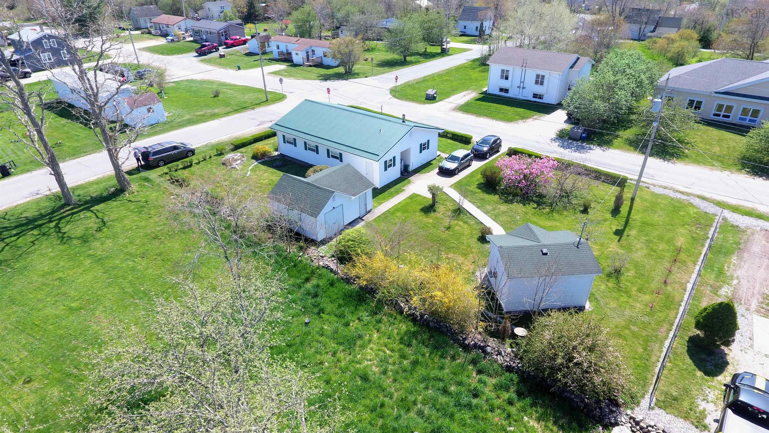 $309,000.00: 84 George Street, Shelburne