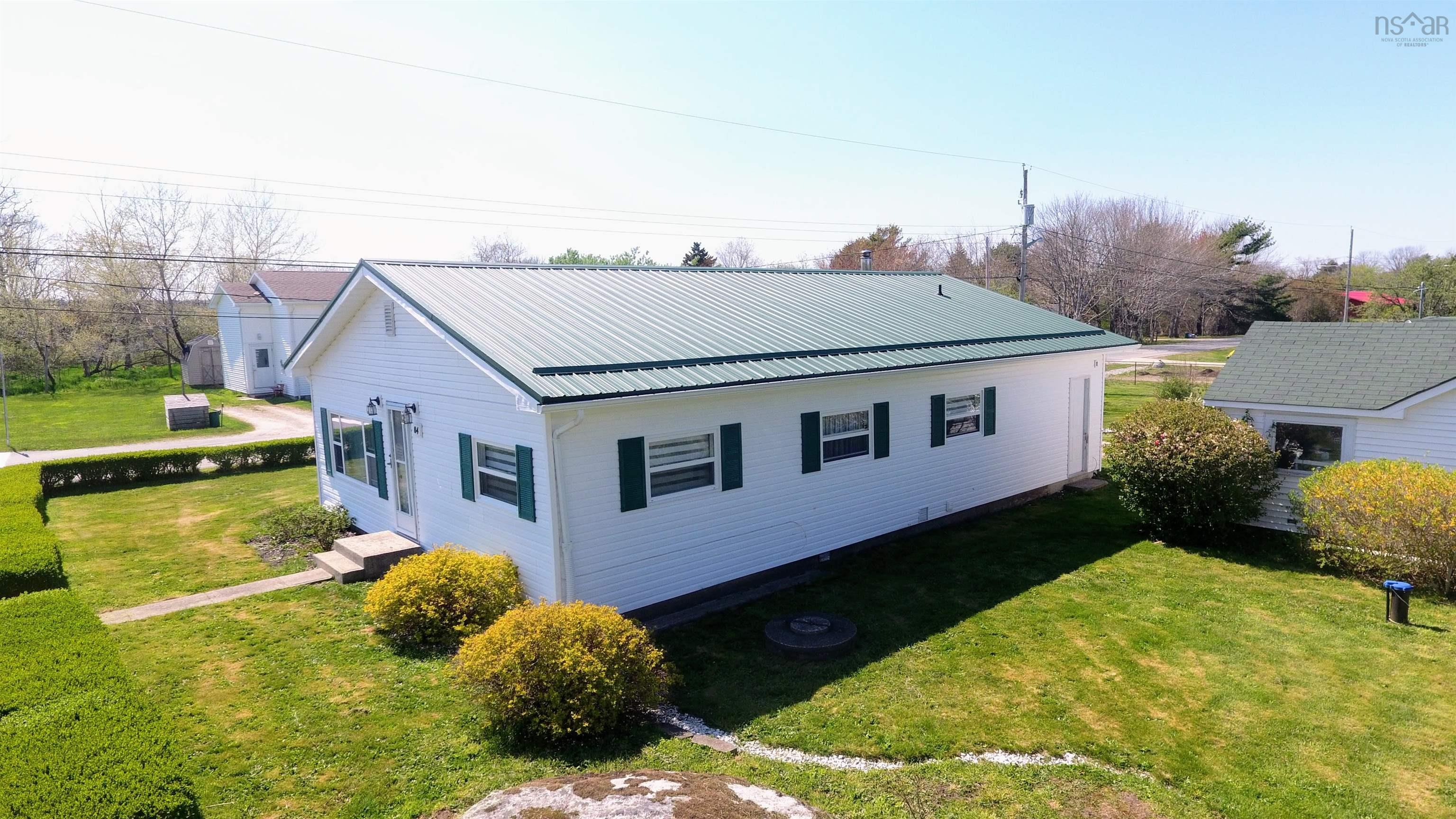 $309,000.00: 84 George Street, Shelburne