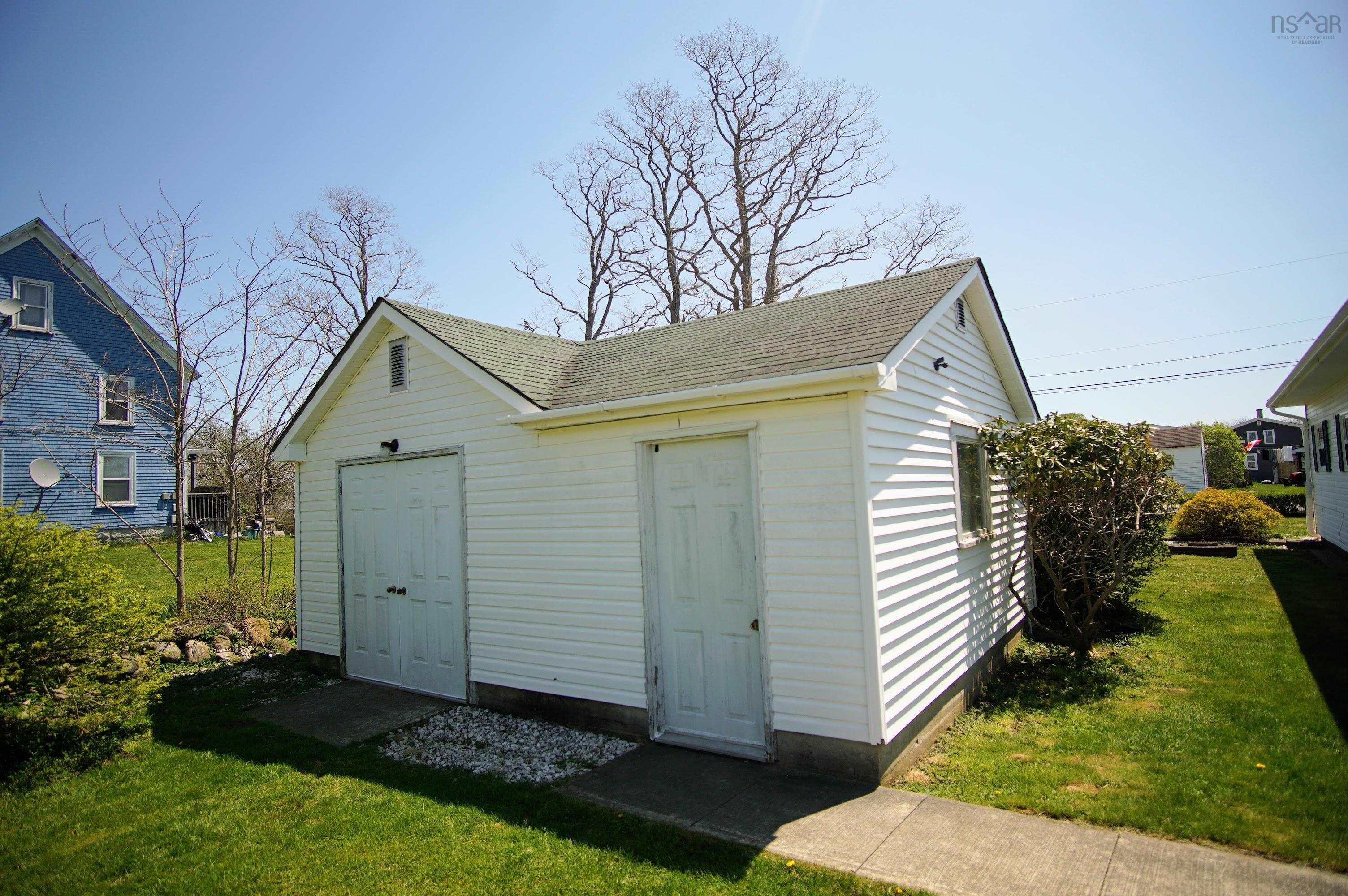$309,000.00: 84 George Street, Shelburne
