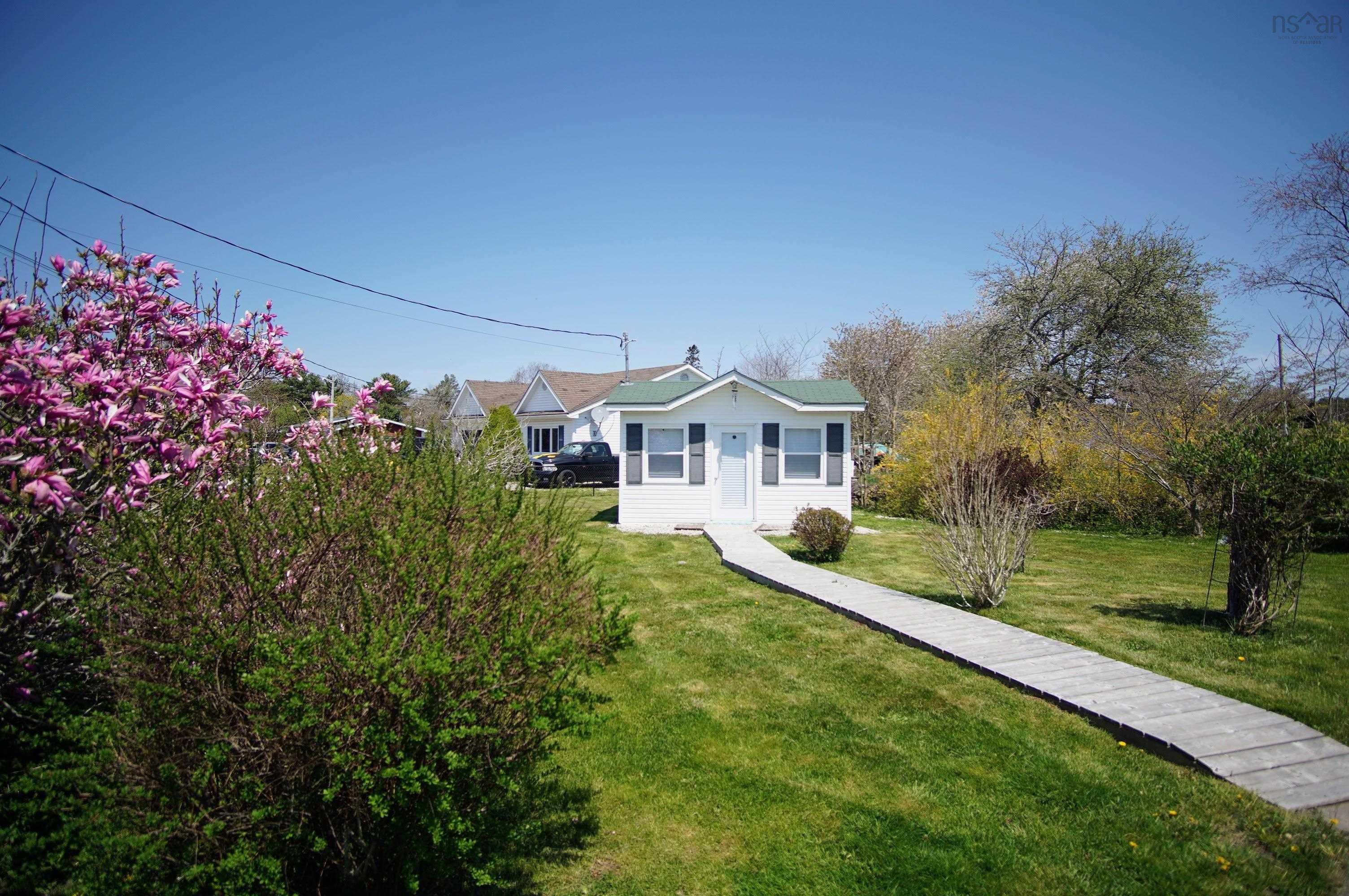 $309,000.00: 84 George Street, Shelburne