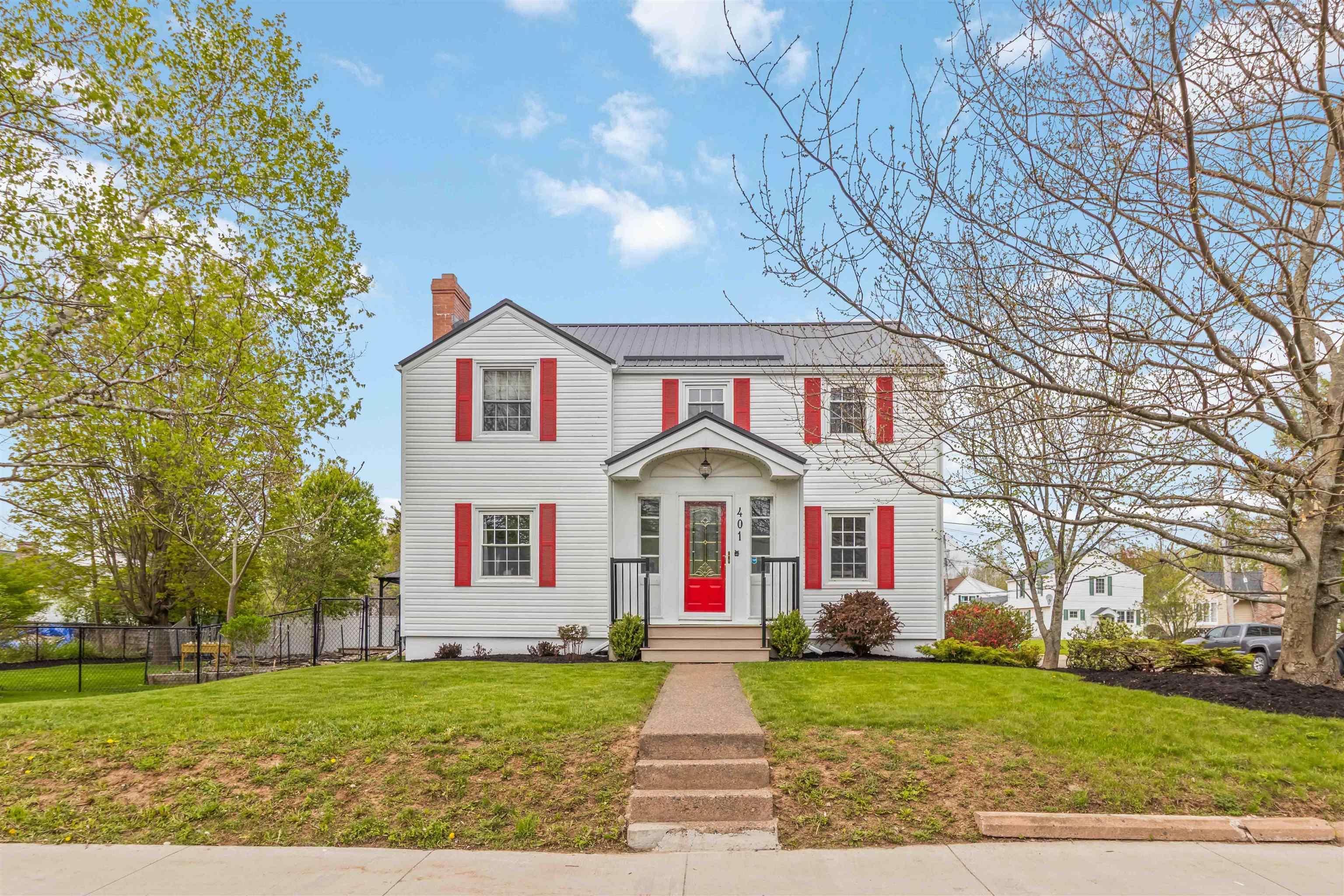 $575,000.00: 401 Robie Street, Truro
