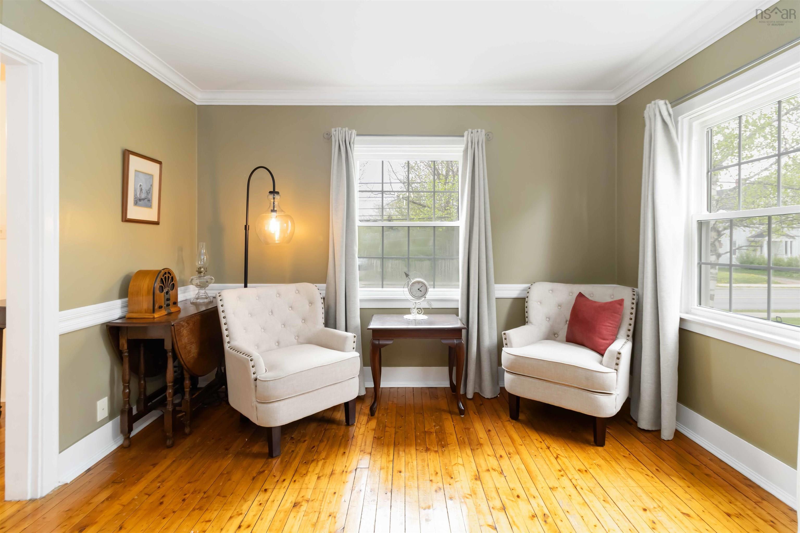 $575,000.00: 401 Robie Street, Truro