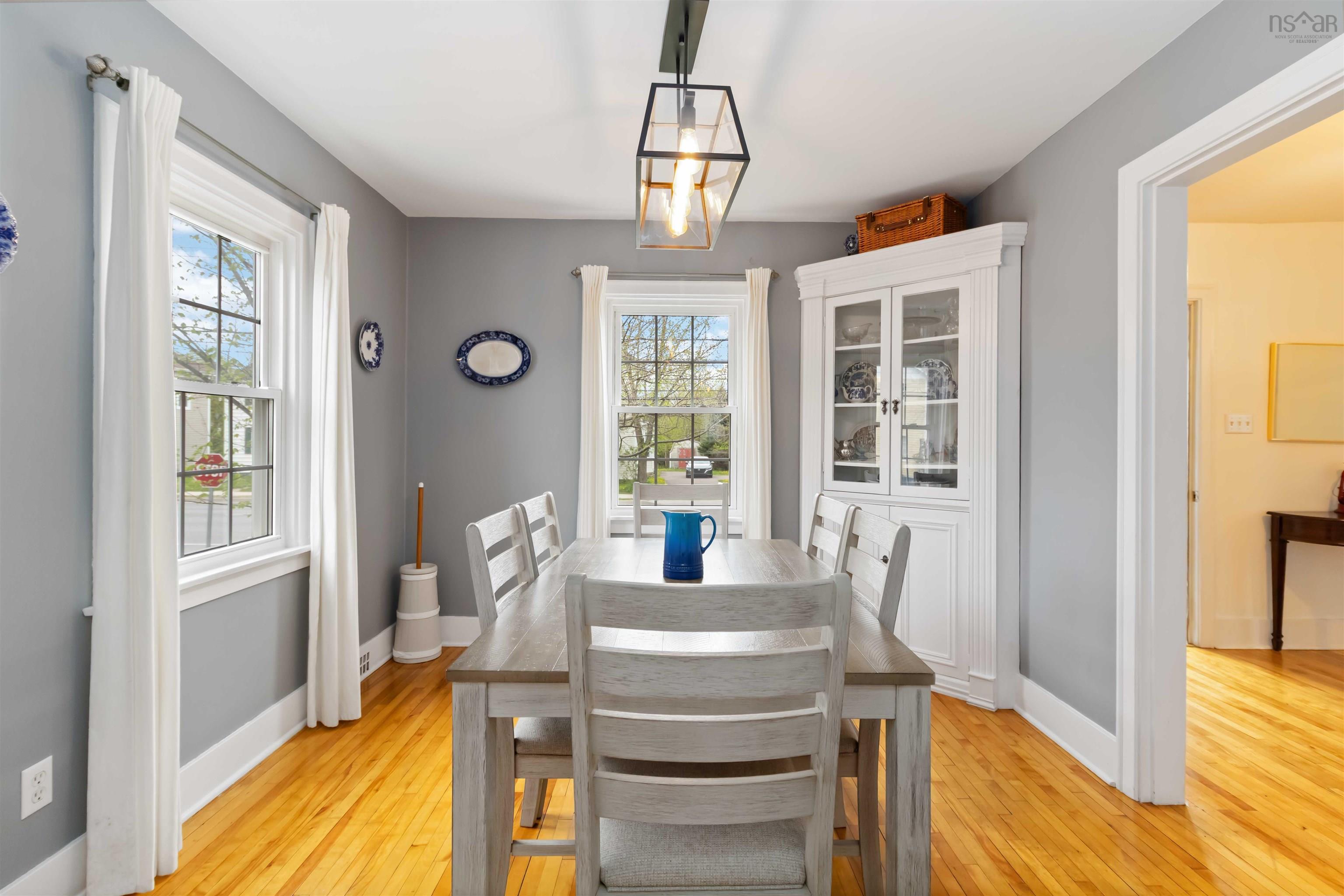 $575,000.00: 401 Robie Street, Truro
