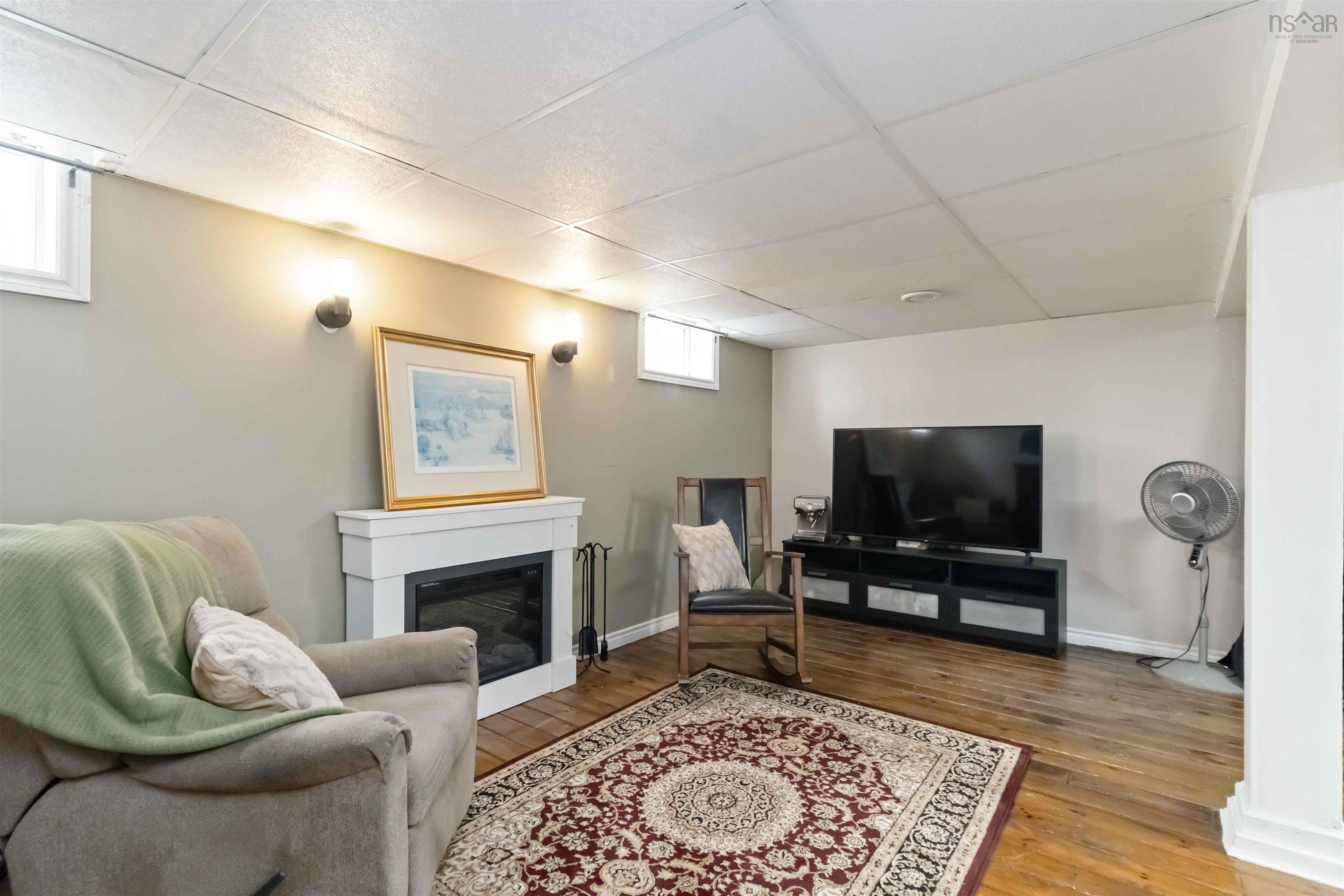 $575,000.00: 401 Robie Street, Truro