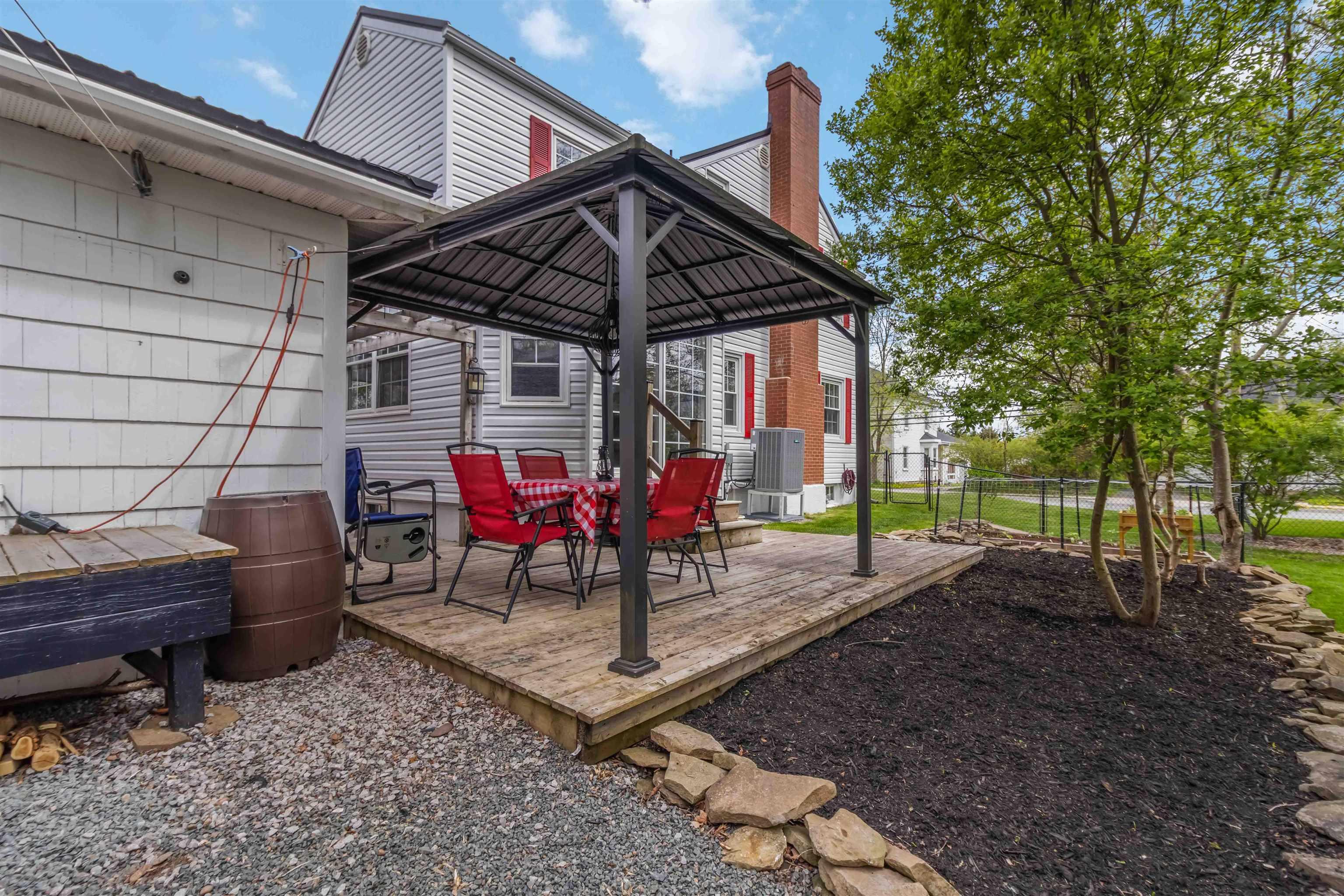 $575,000.00: 401 Robie Street, Truro