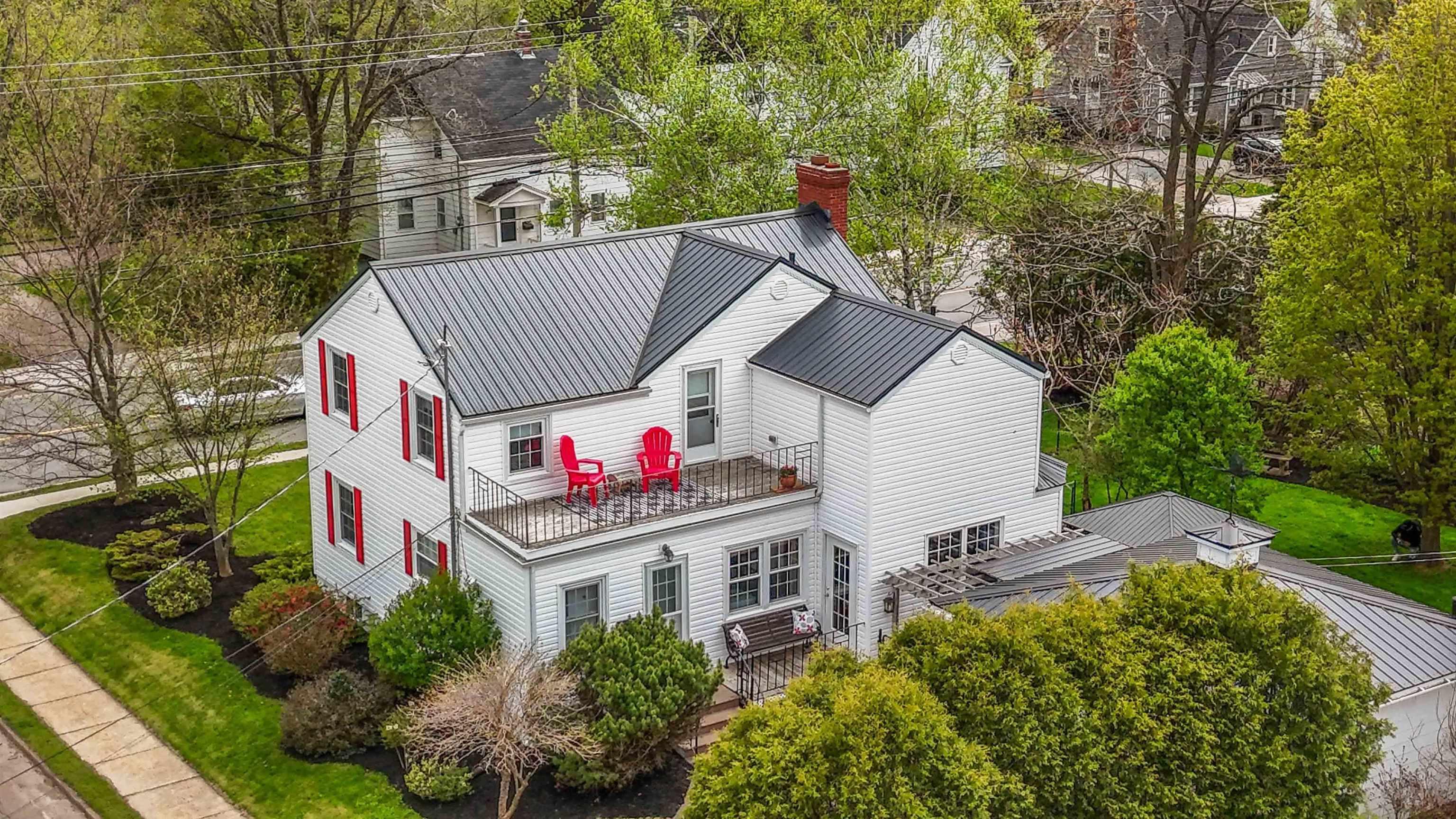$575,000.00: 401 Robie Street, Truro