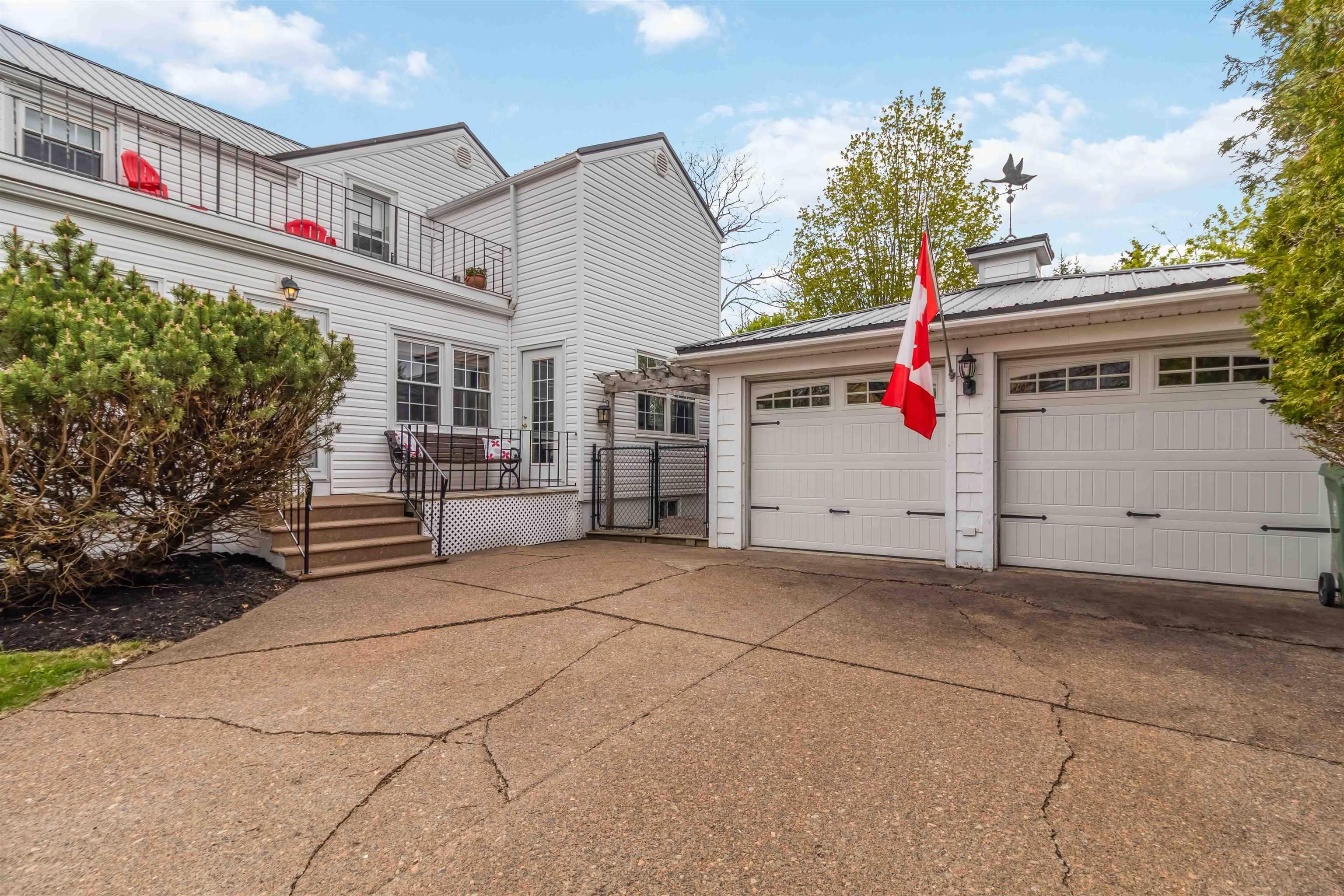 $575,000.00: 401 Robie Street, Truro