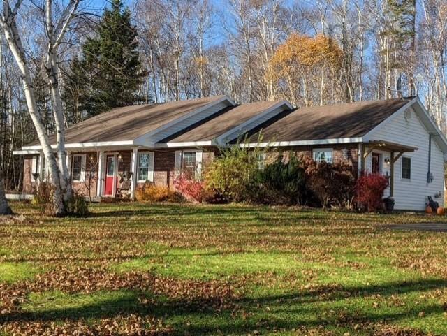 $375,000.00: 94 Parkland Place, Dalem Lake