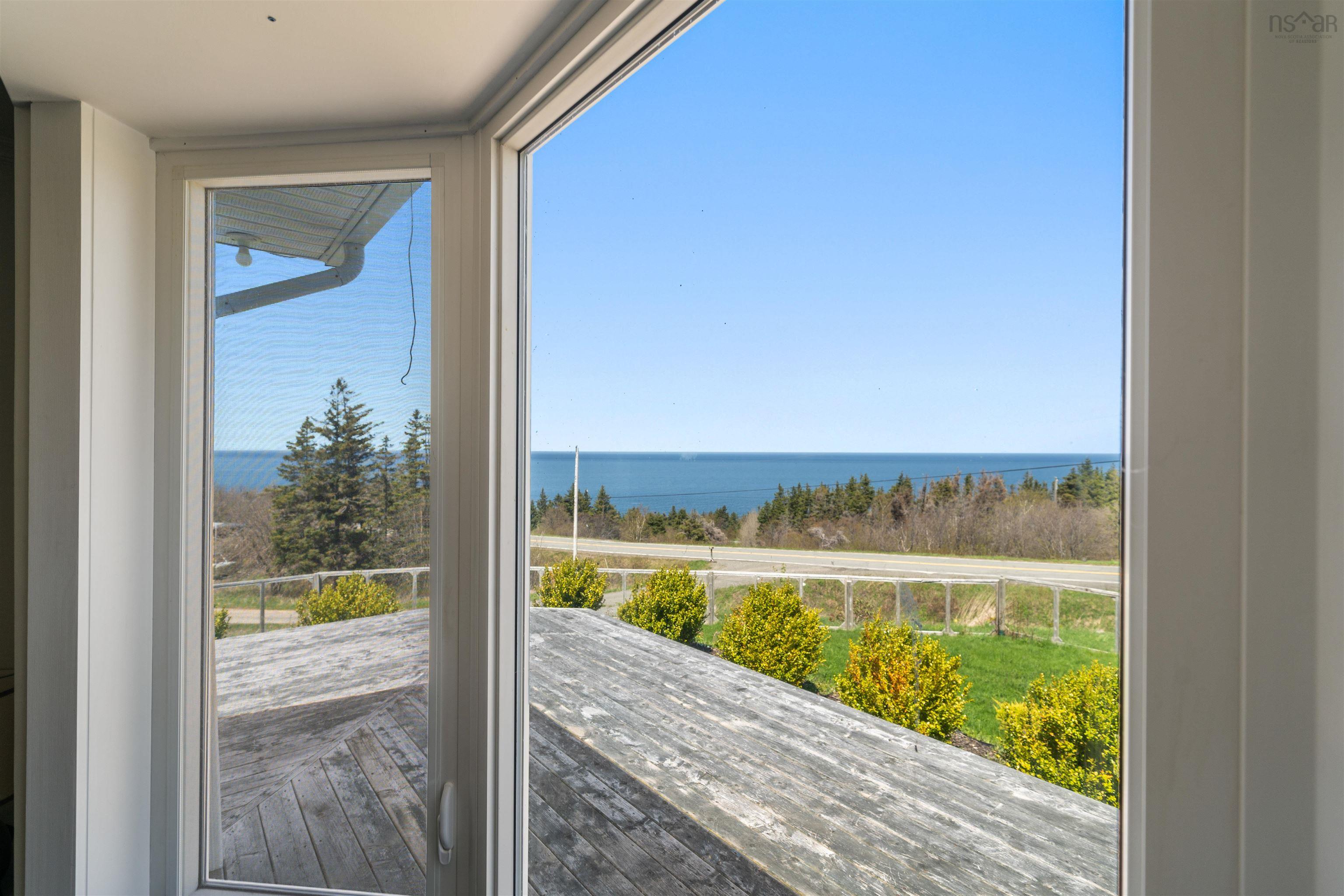 $459,000.00: 7067 Highway 337, Cape George