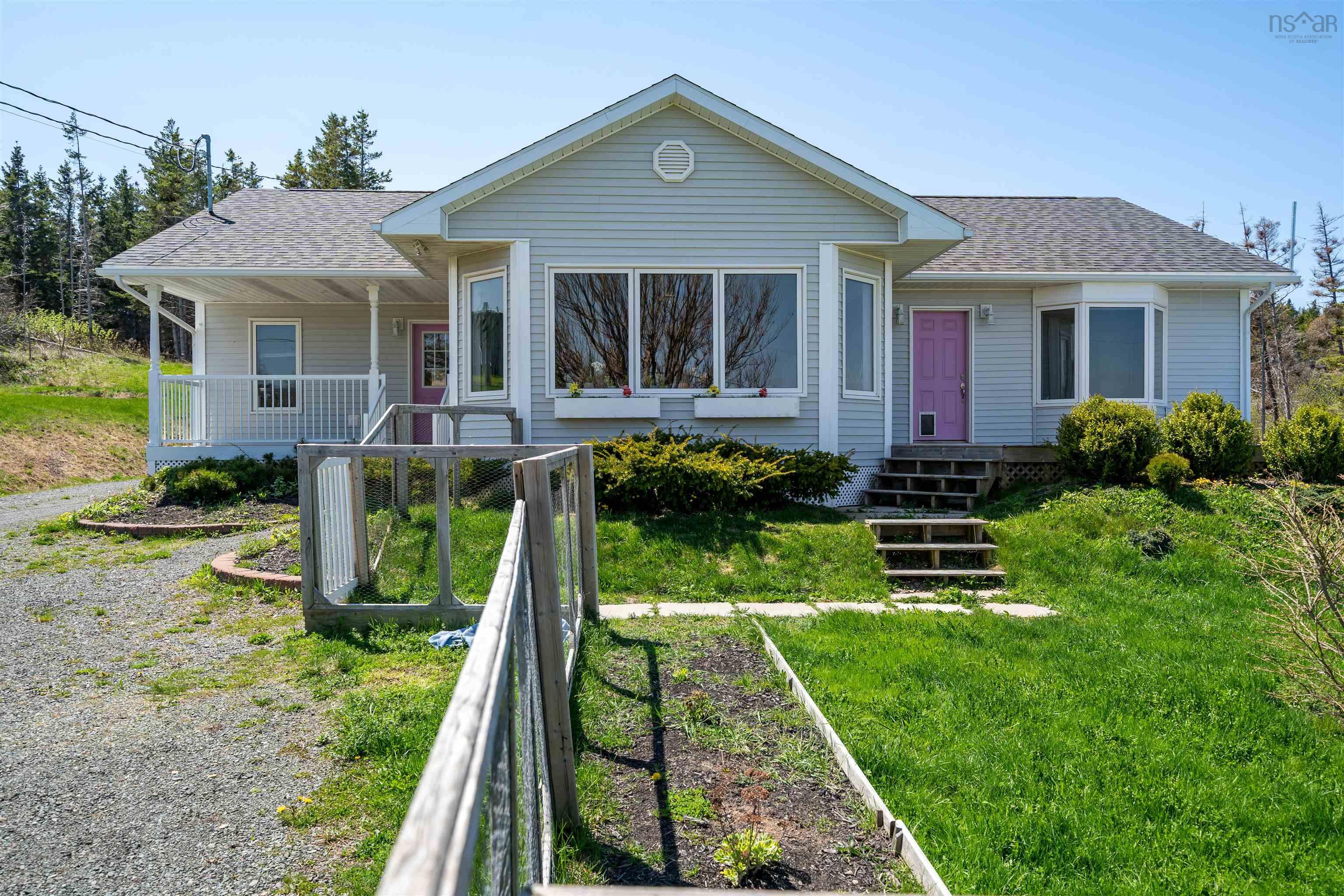$459,000.00: 7067 Highway 337, Cape George