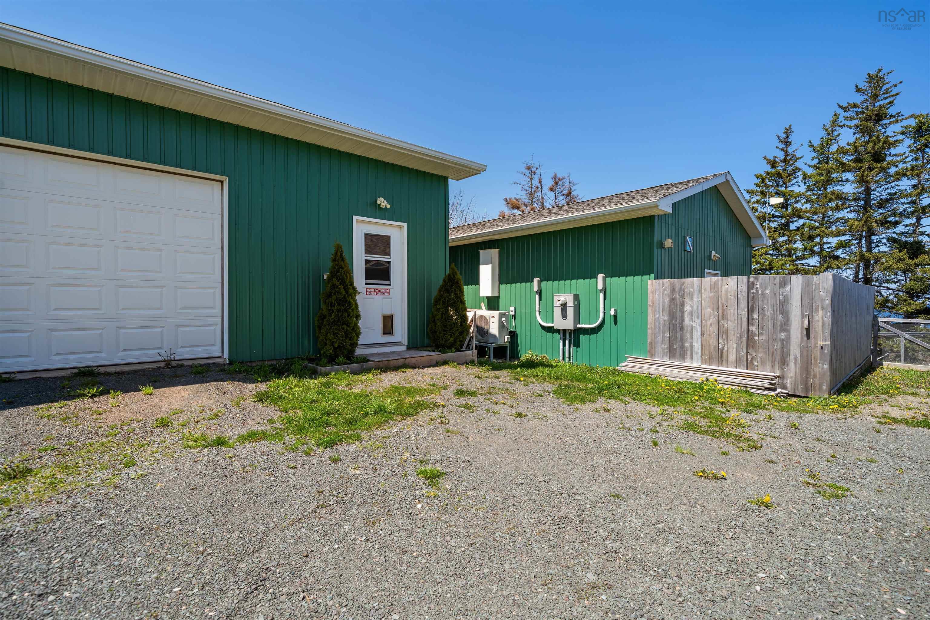 $459,000.00: 7067 Highway 337, Cape George