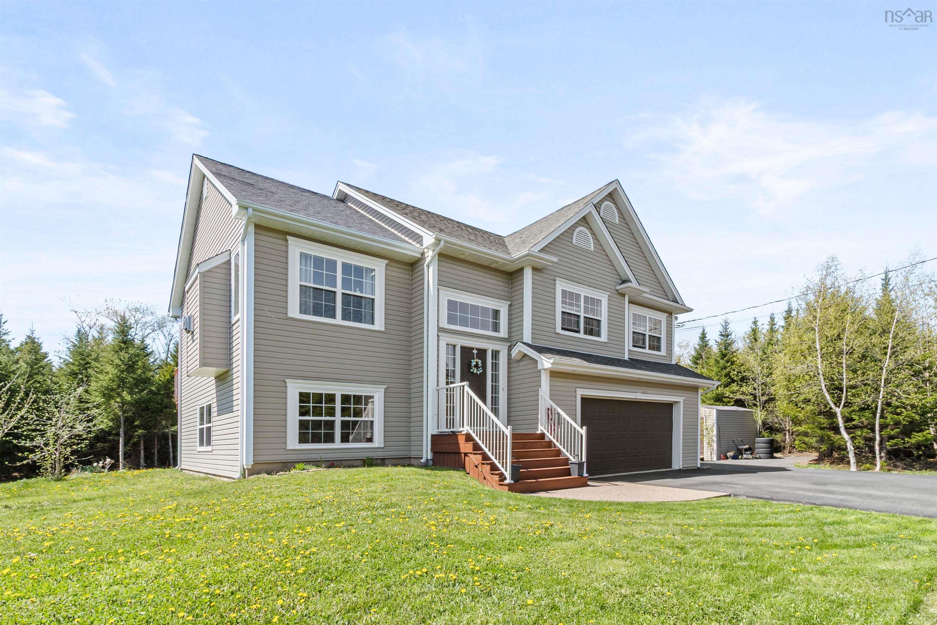 $645,000.00: 331 Newbury Road, Lucasville