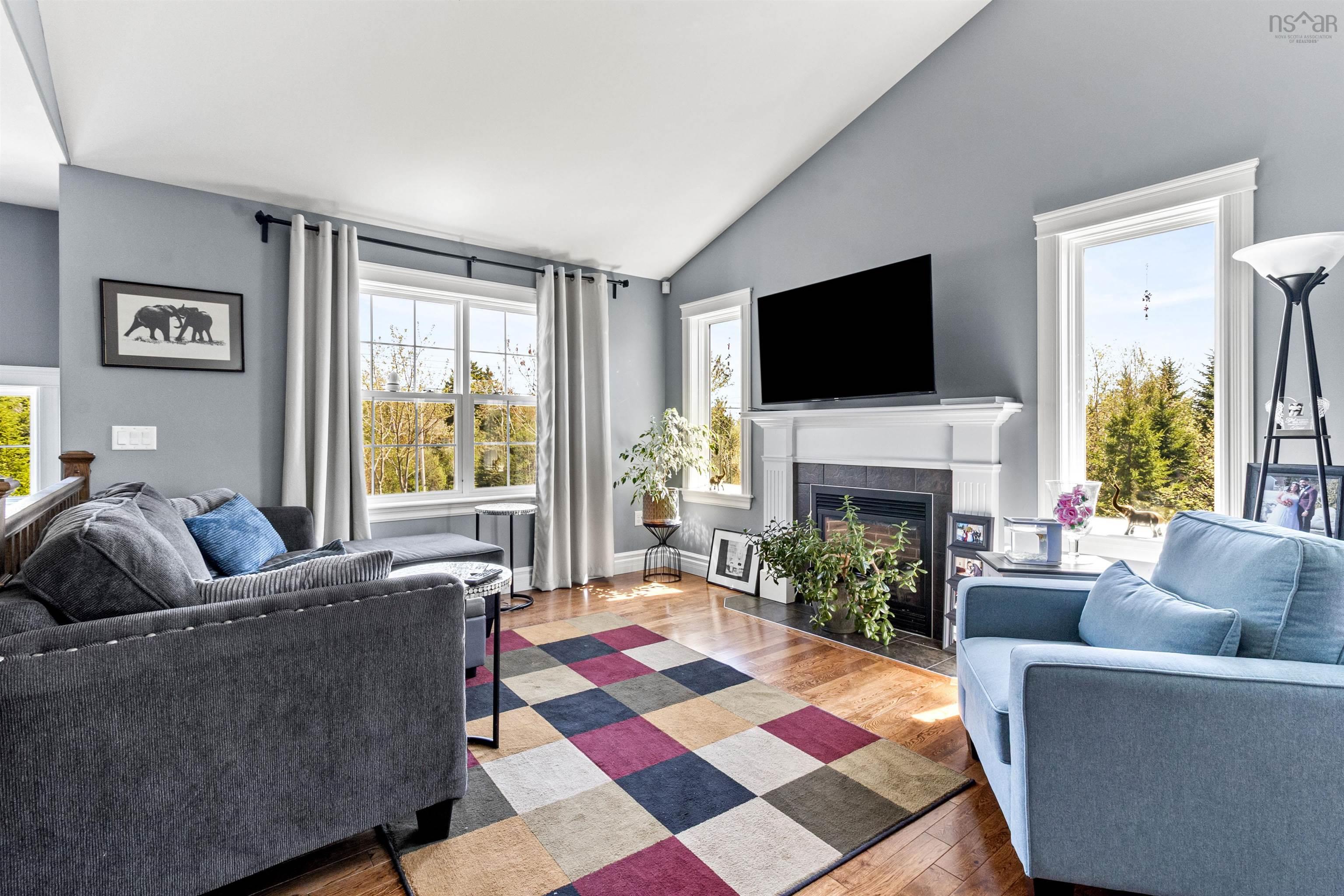 $645,000.00: 331 Newbury Road, Lucasville