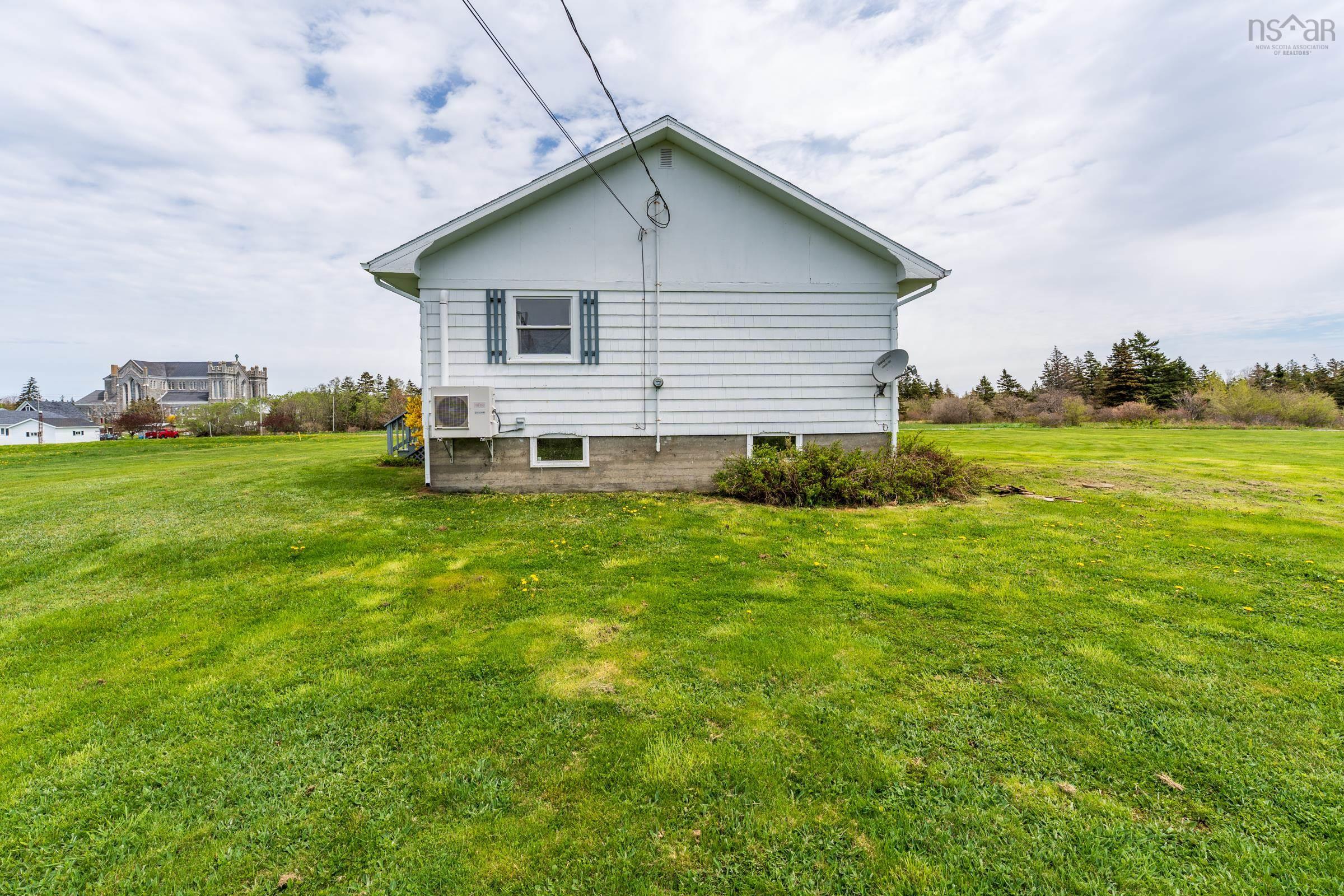 $219,000.00: 3574 Highway 1, St. Bernard