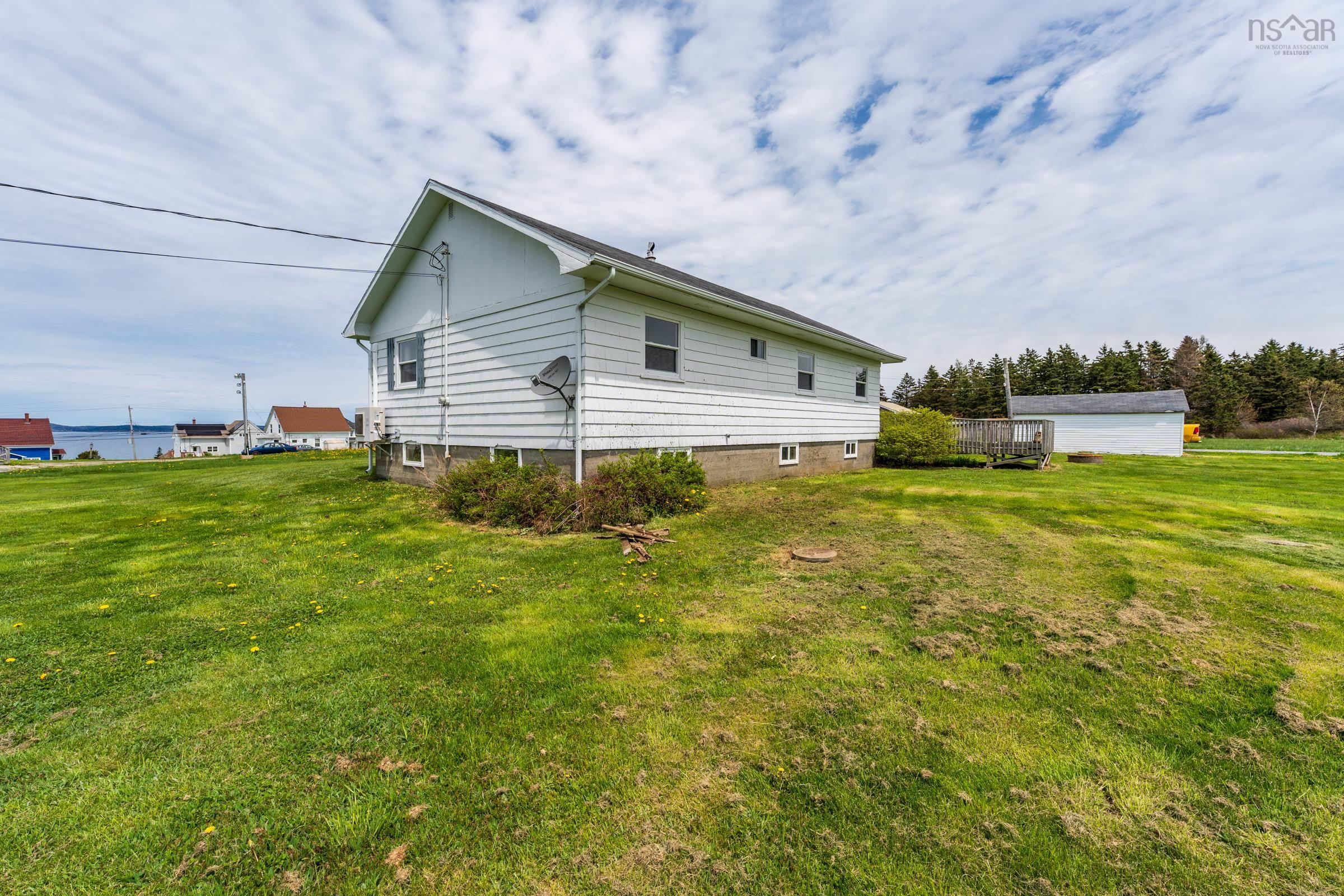 $219,000.00: 3574 Highway 1, St. Bernard