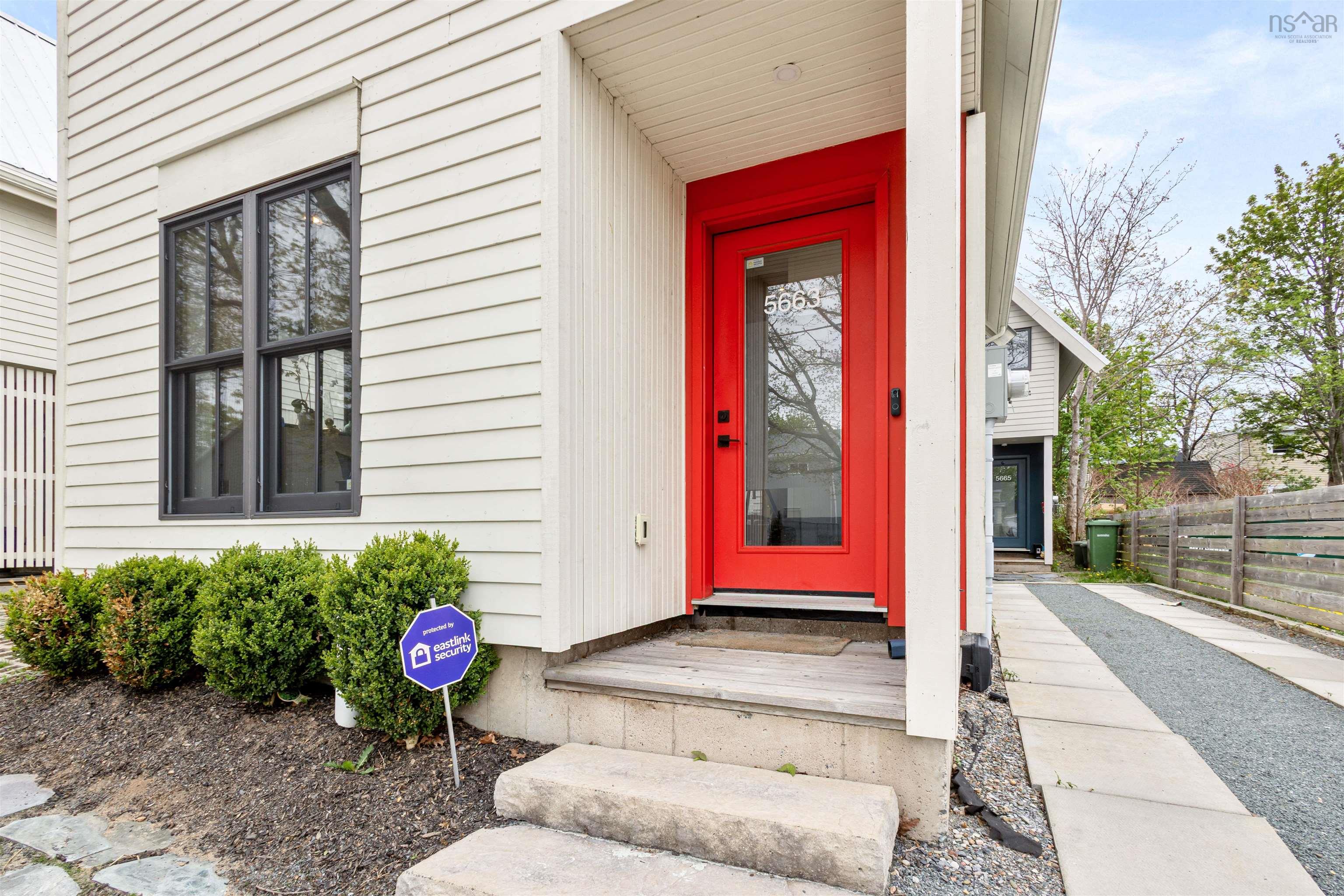 $750,000.00: 7 5663 Stanley Street, Halifax Peninsula