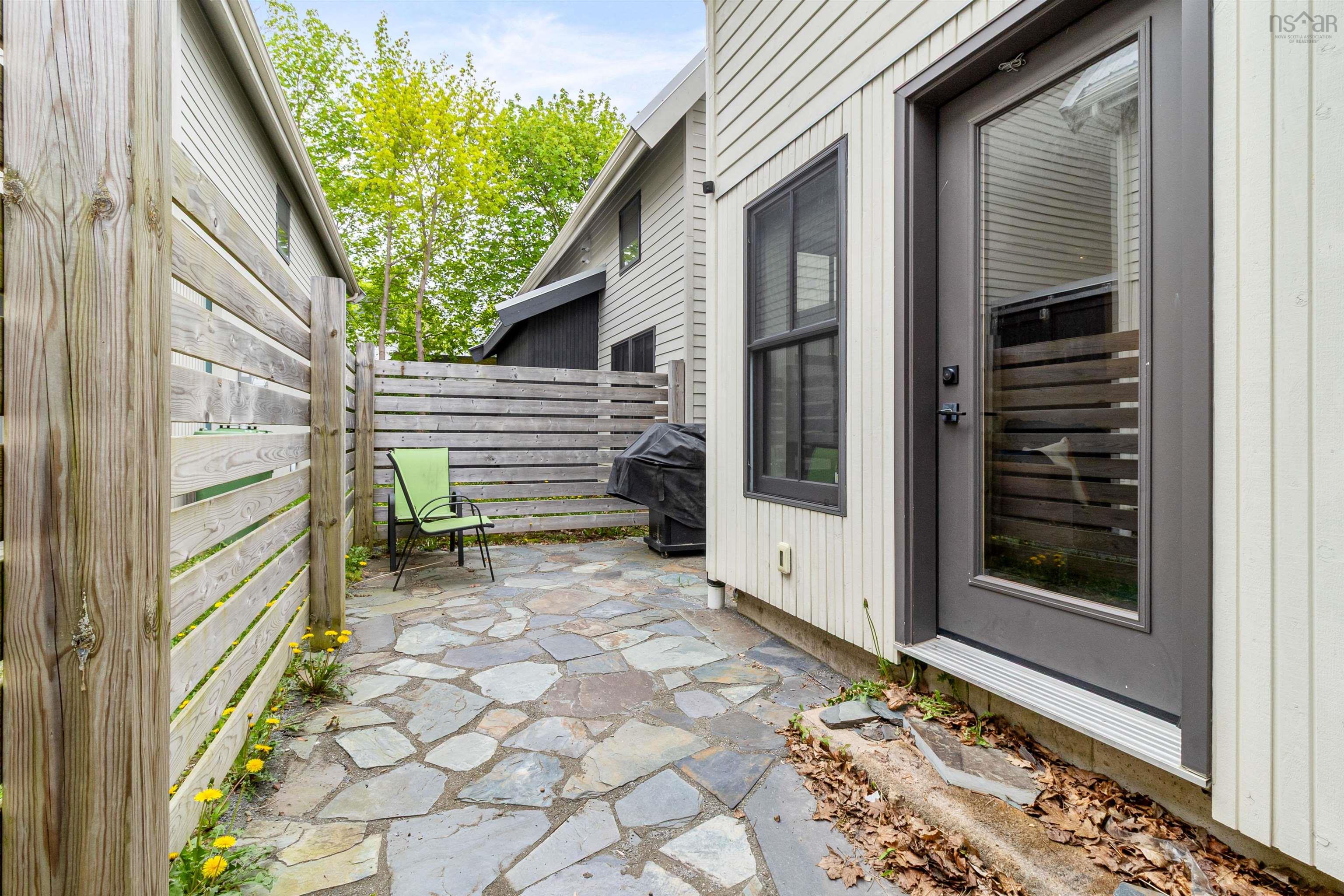 $750,000.00: 7 5663 Stanley Street, Halifax Peninsula