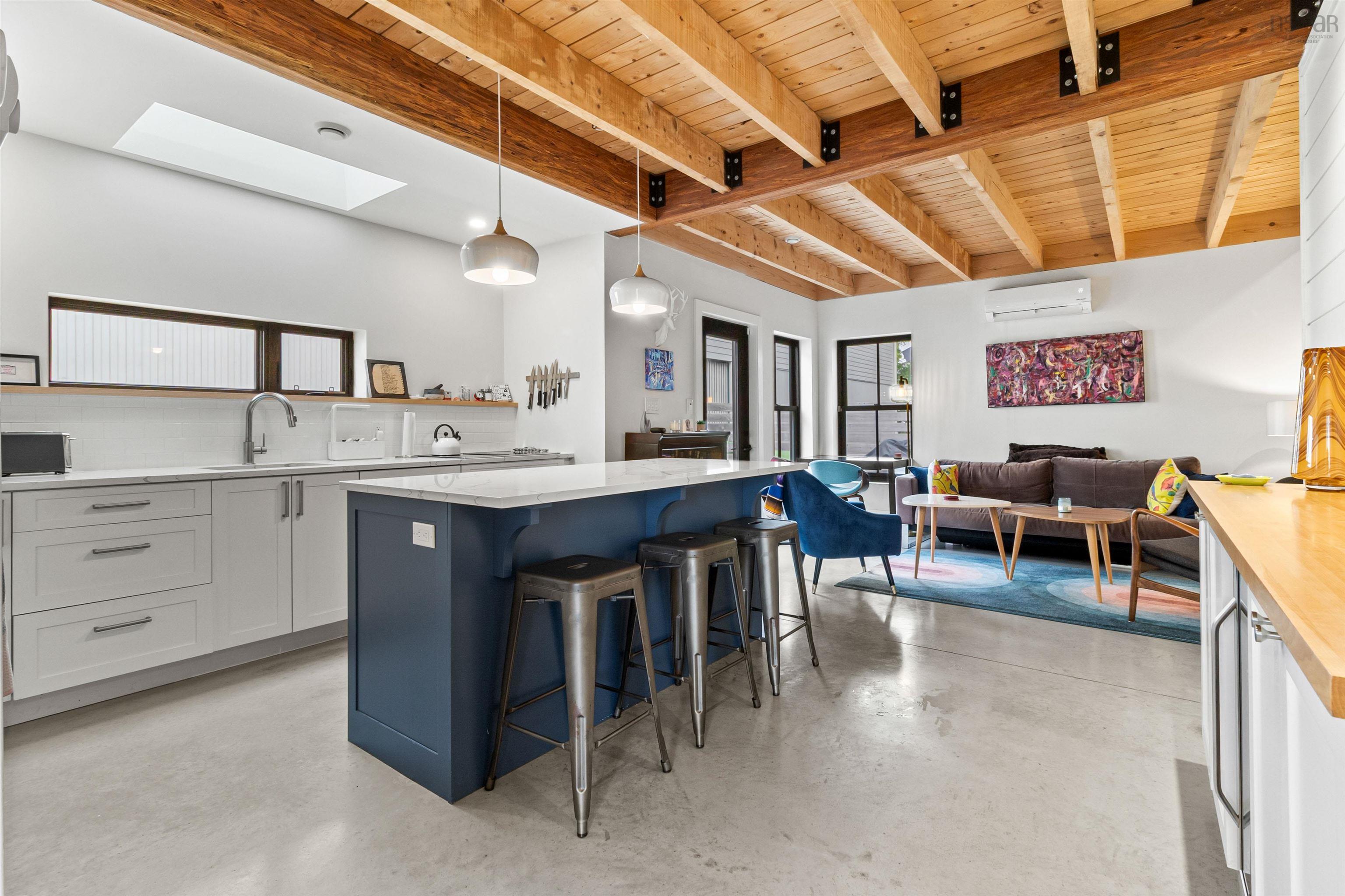 $750,000.00: 7 5663 Stanley Street, Halifax Peninsula