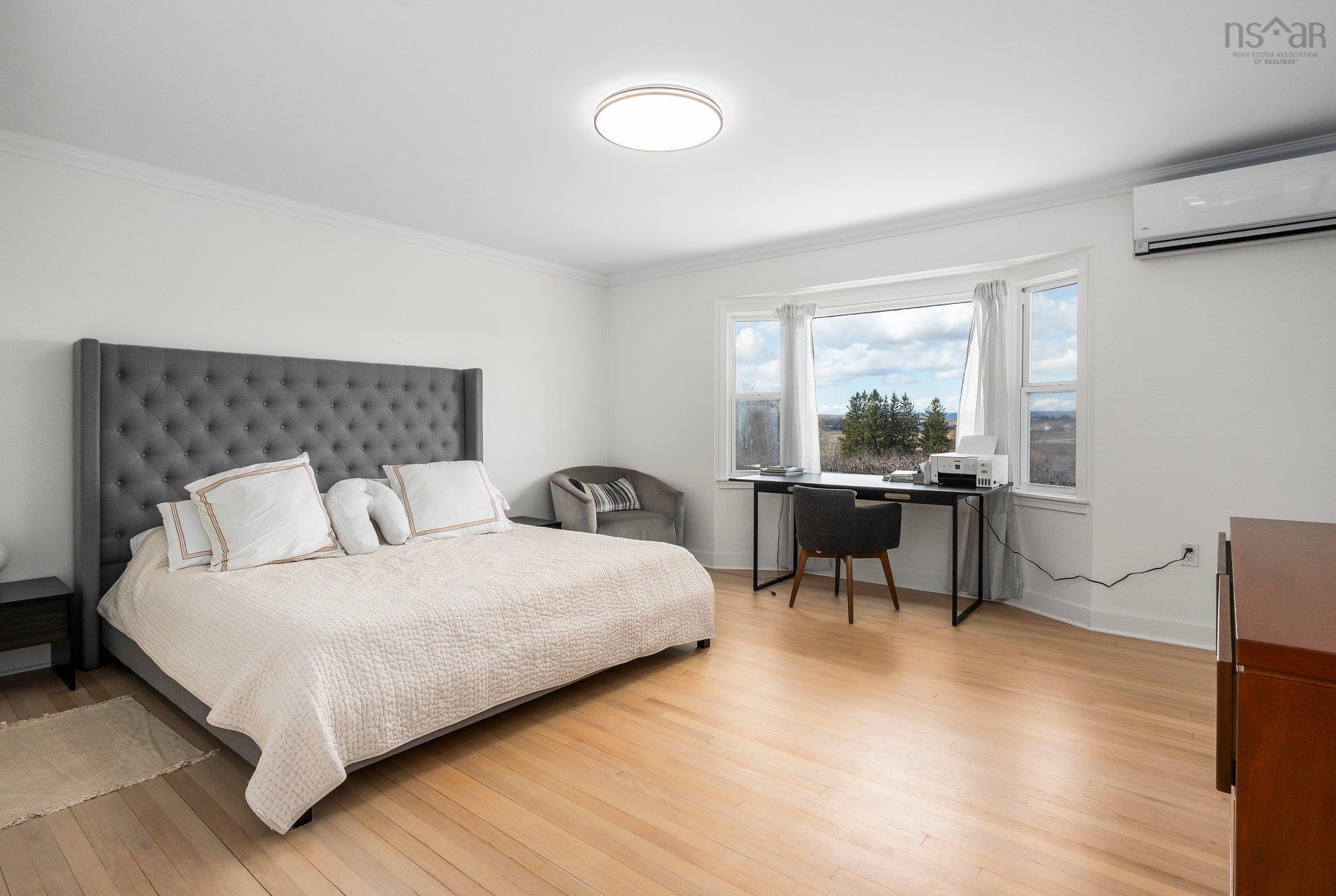 $995,000.00: 10165 Highway 1, Greenwich