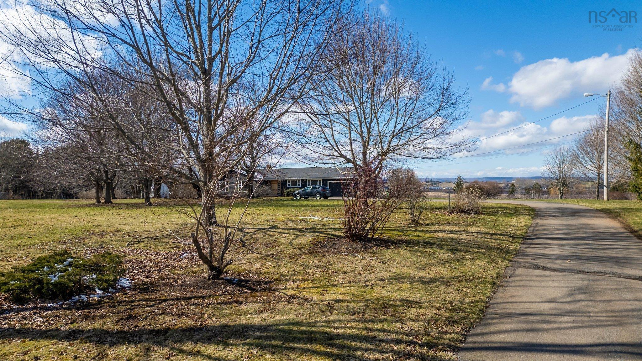 $995,000.00: 10165 Highway 1, Greenwich