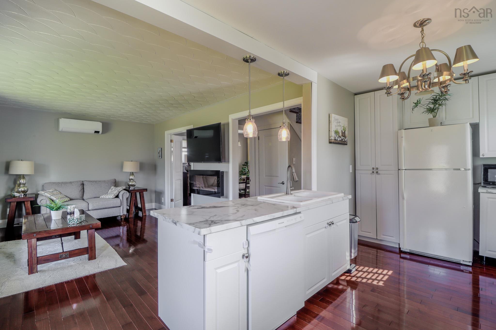 $309,000.00: 195 MacRae Avenue, Sydney River