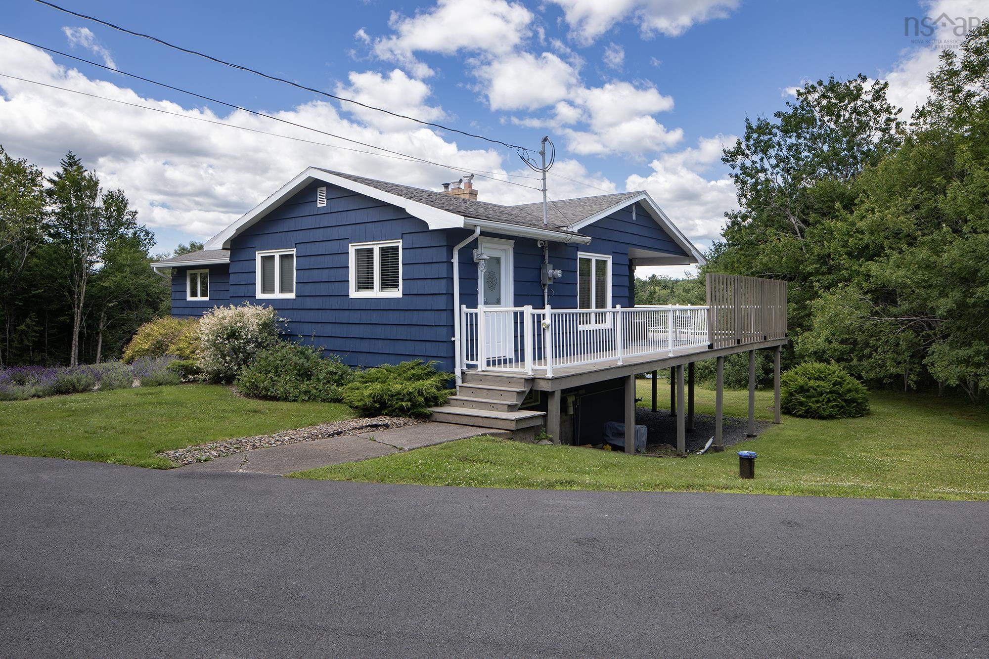 $925,000.00: 19 Francie Drive, Williamswood