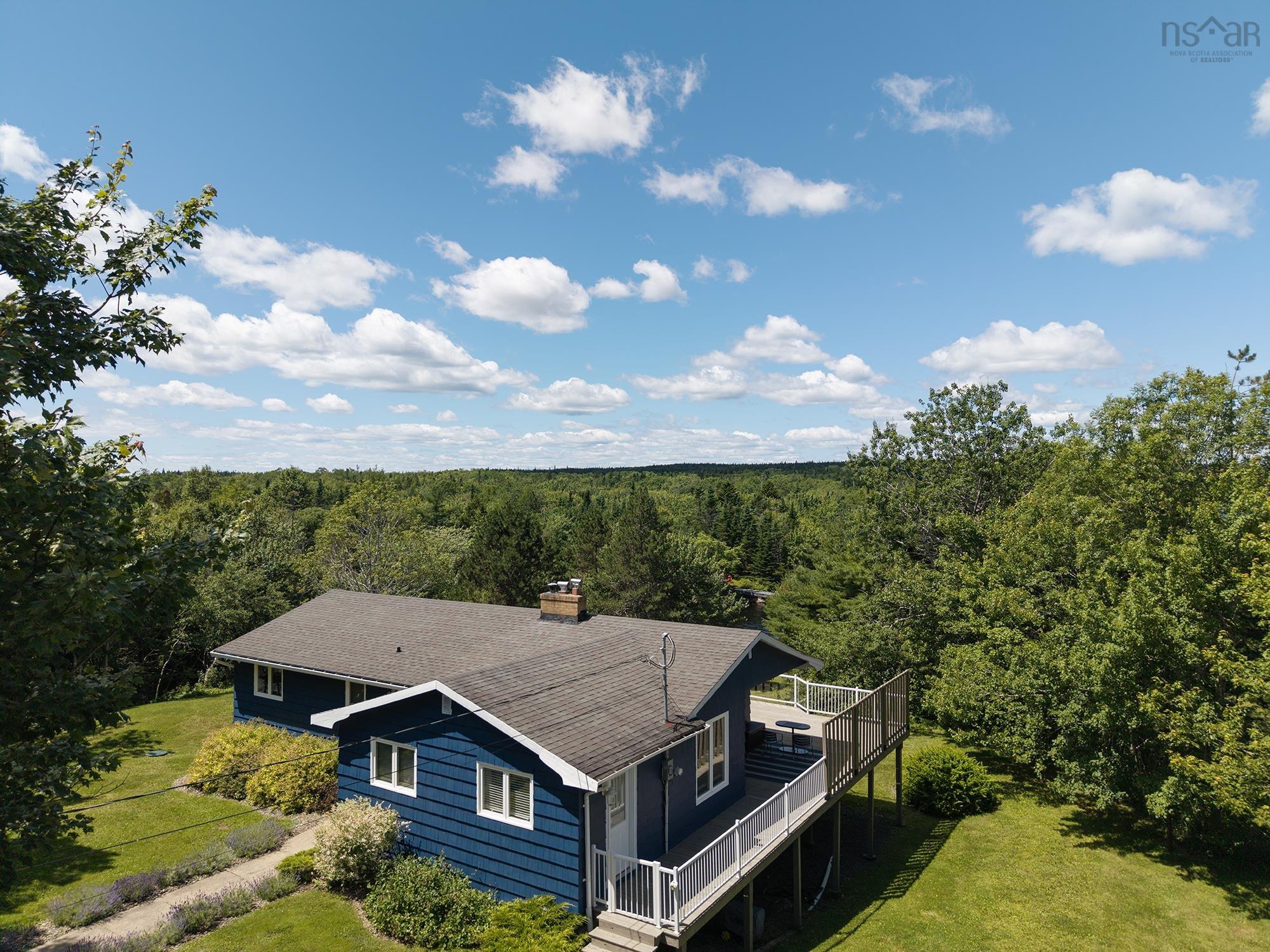 $925,000.00: 19 Francie Drive, Williamswood