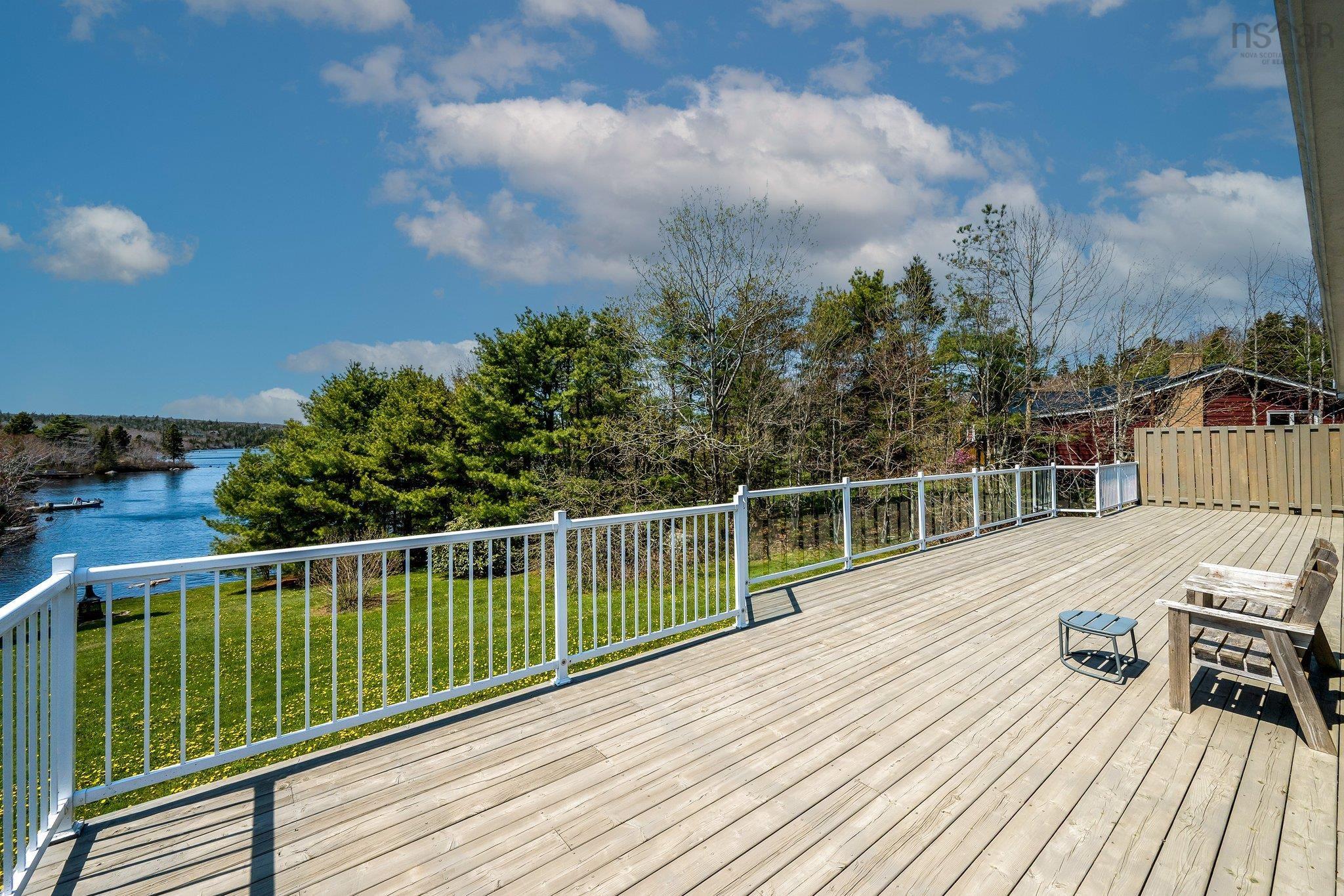 $925,000.00: 19 Francie Drive, Williamswood