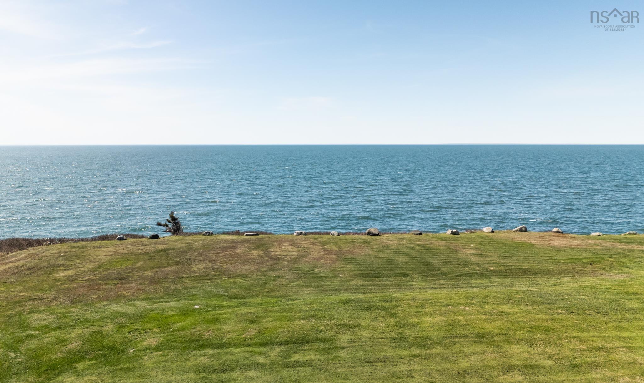 $699,900.00: 194 Thomas Road, Cape Forchu