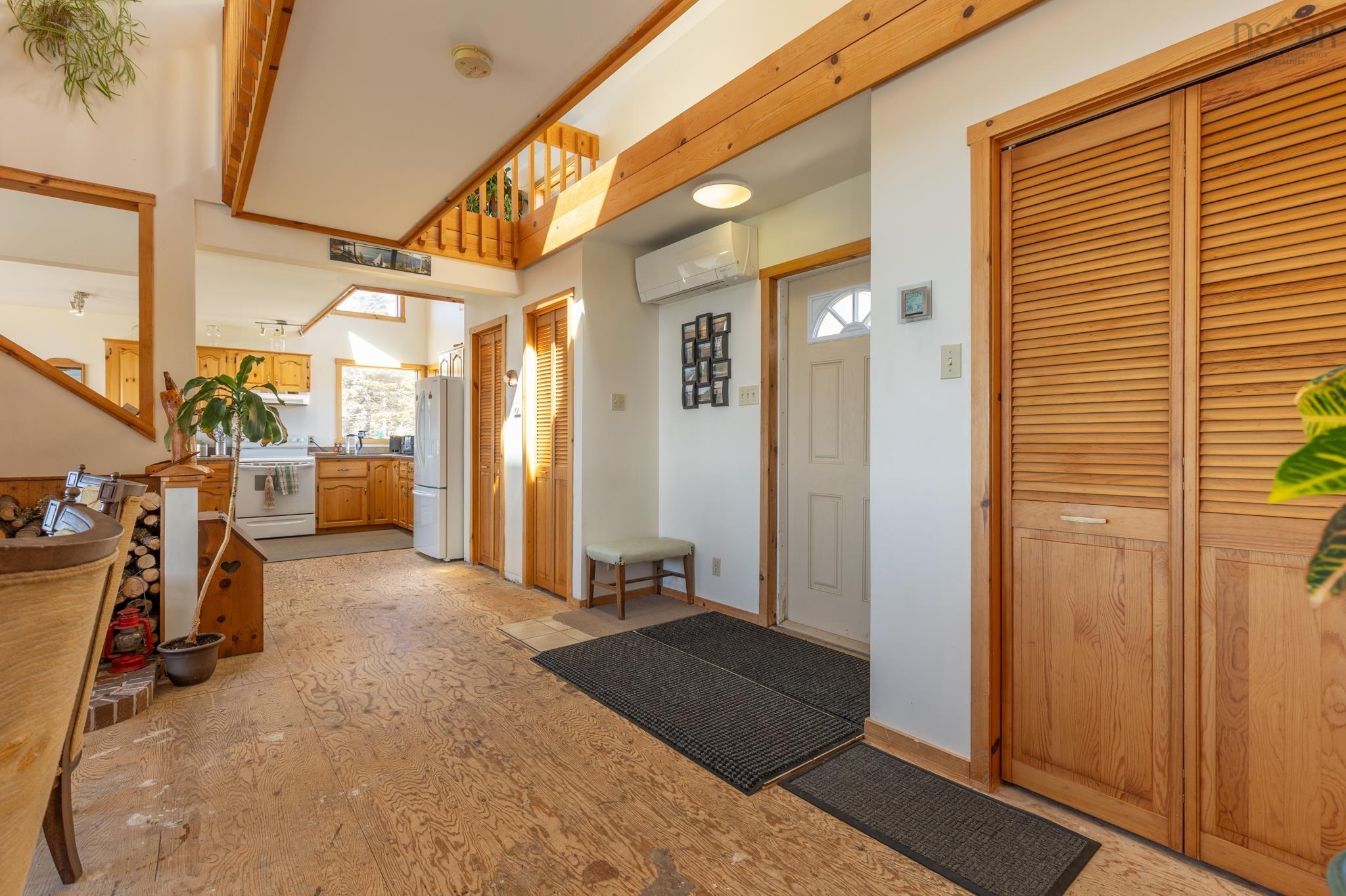 $699,900.00: 194 Thomas Road, Cape Forchu