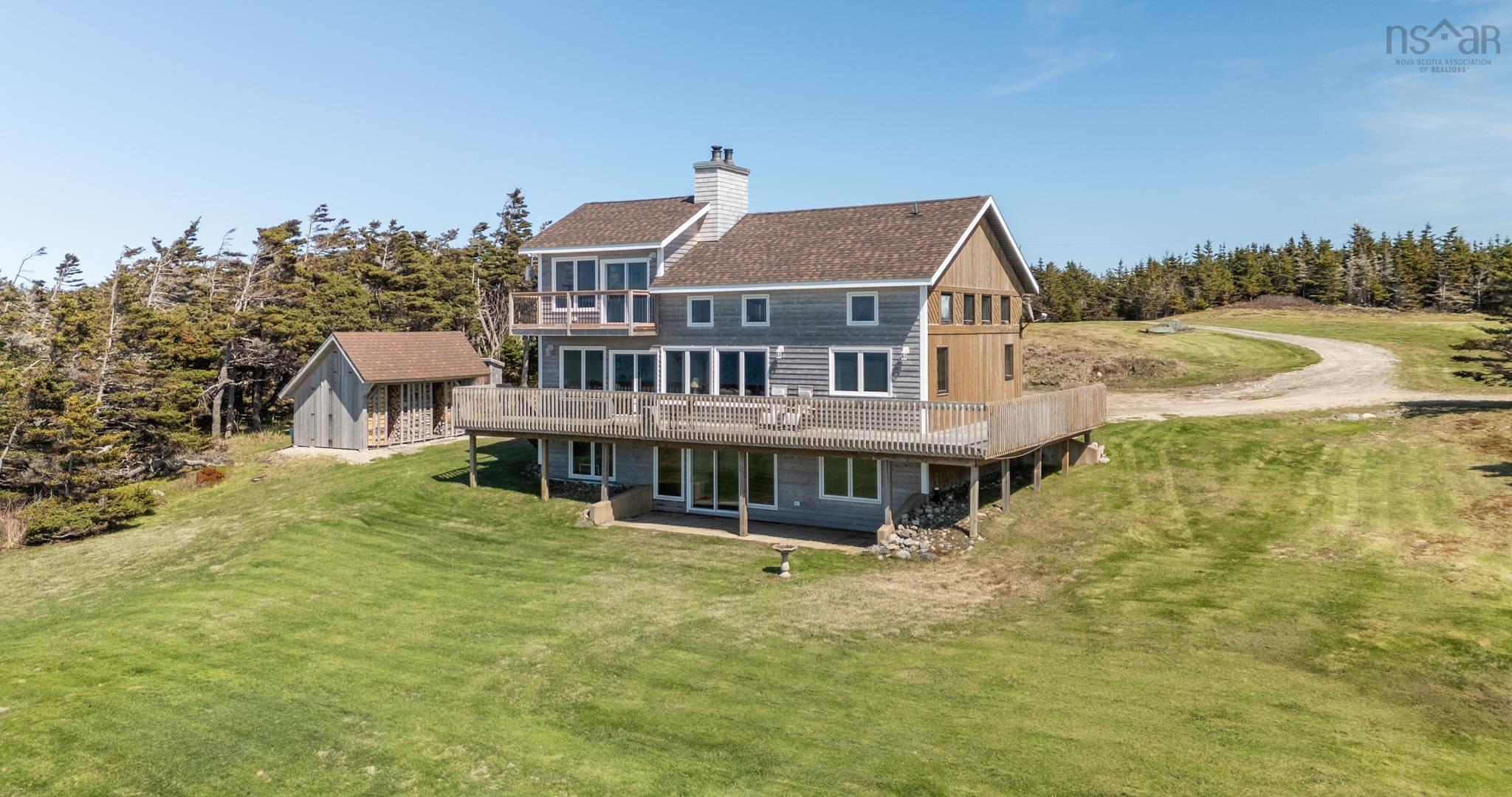 $699,900.00: 194 Thomas Road, Cape Forchu