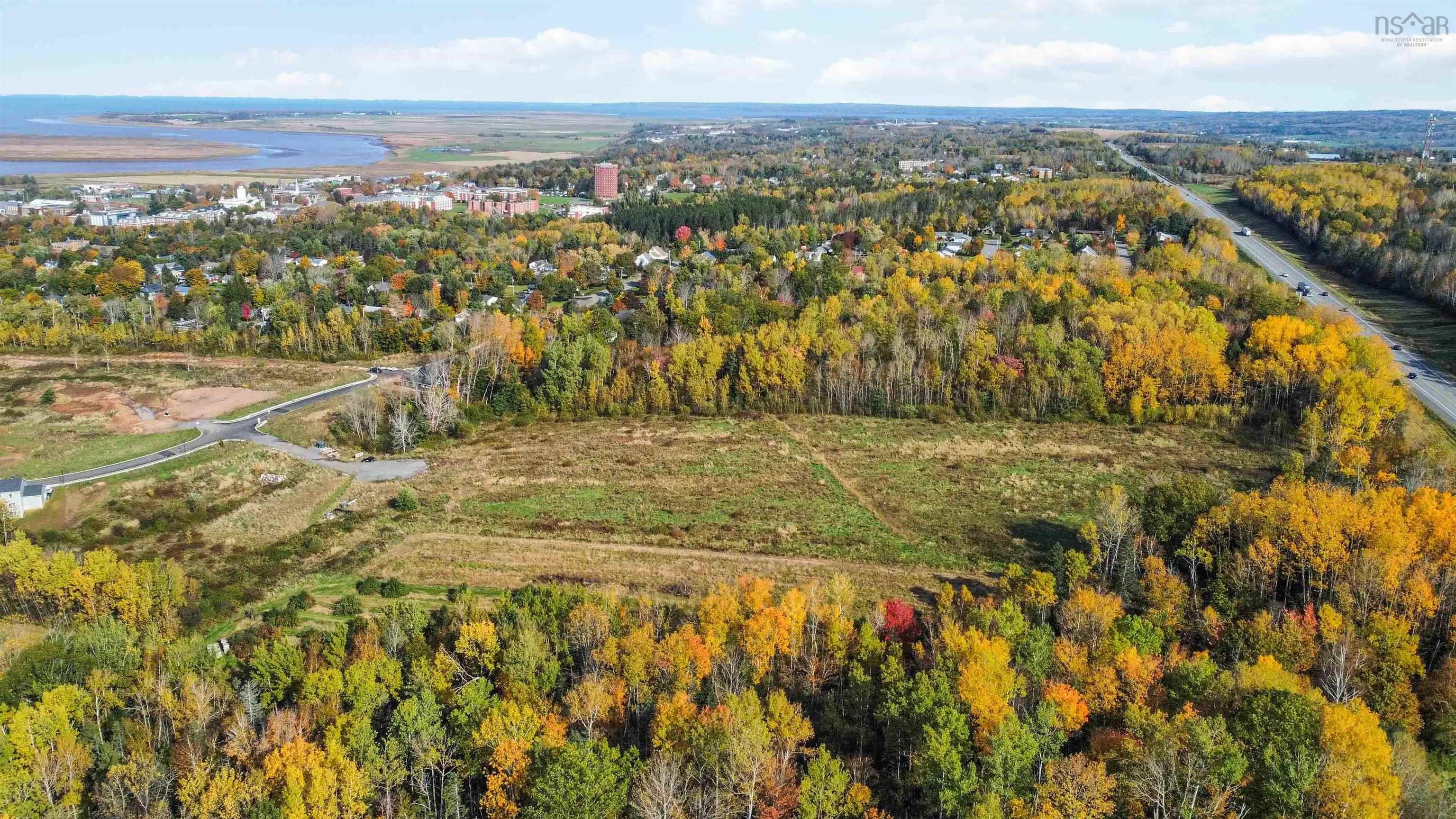 $2,000,000.00: Lot NO 101 Highway, Greenwich