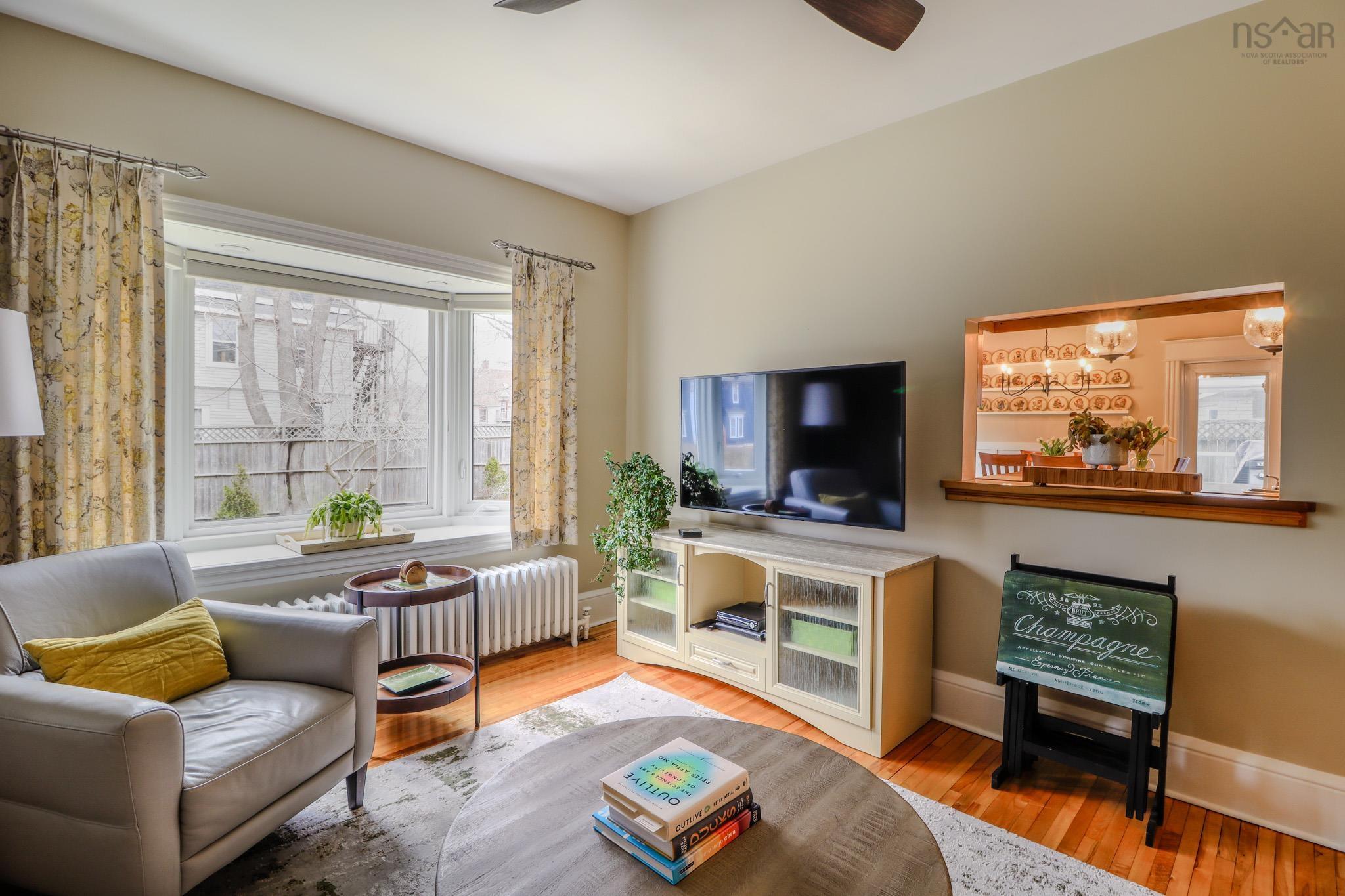 $599,000.00: 80 Whitney Avenue, Sydney