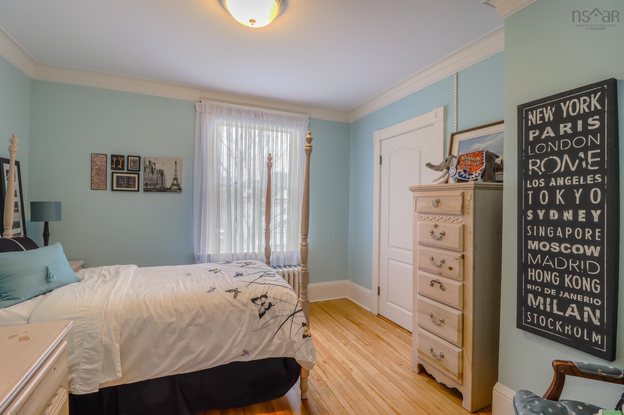 $599,000.00: 80 Whitney Avenue, Sydney