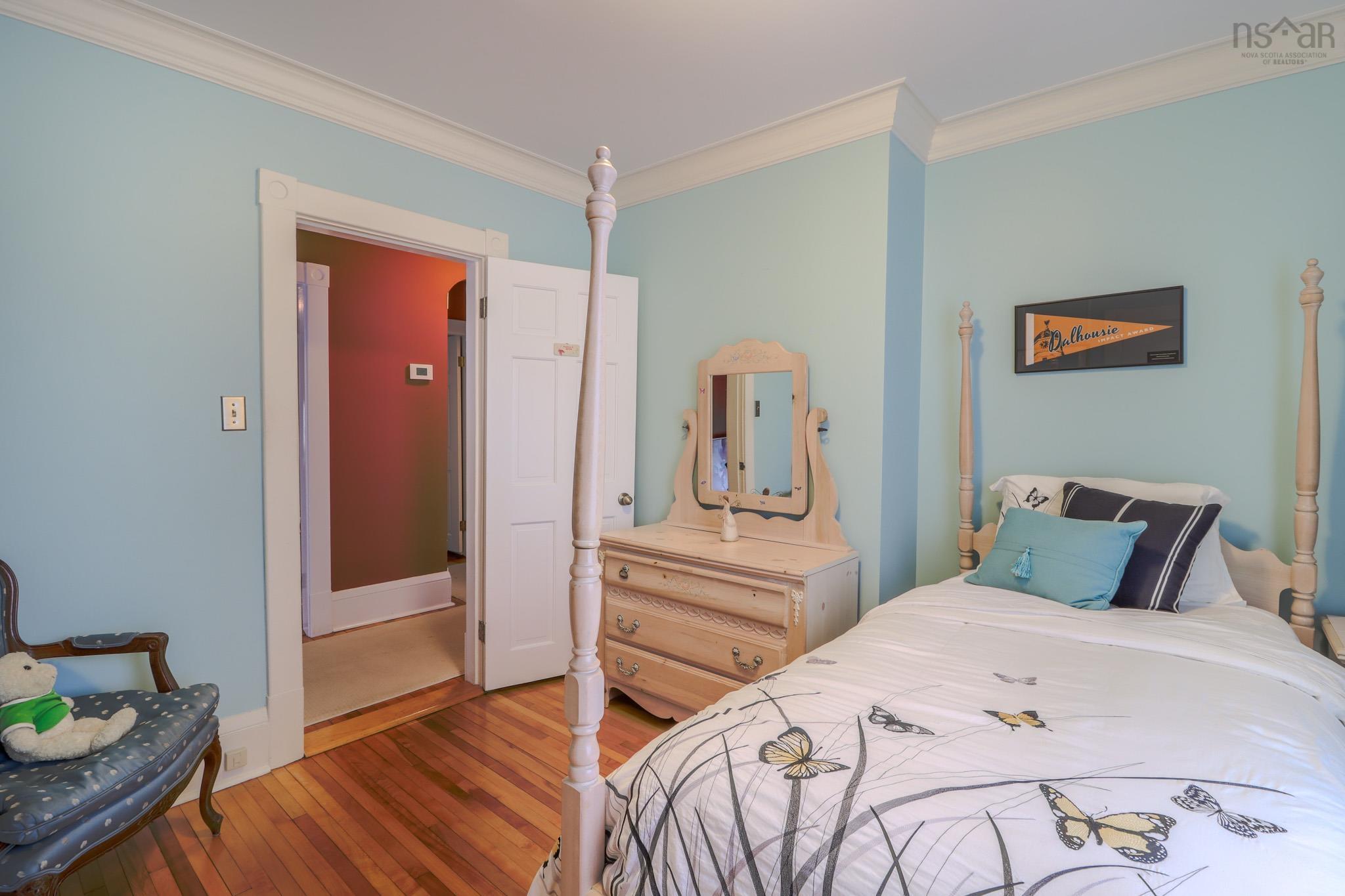 $599,000.00: 80 Whitney Avenue, Sydney